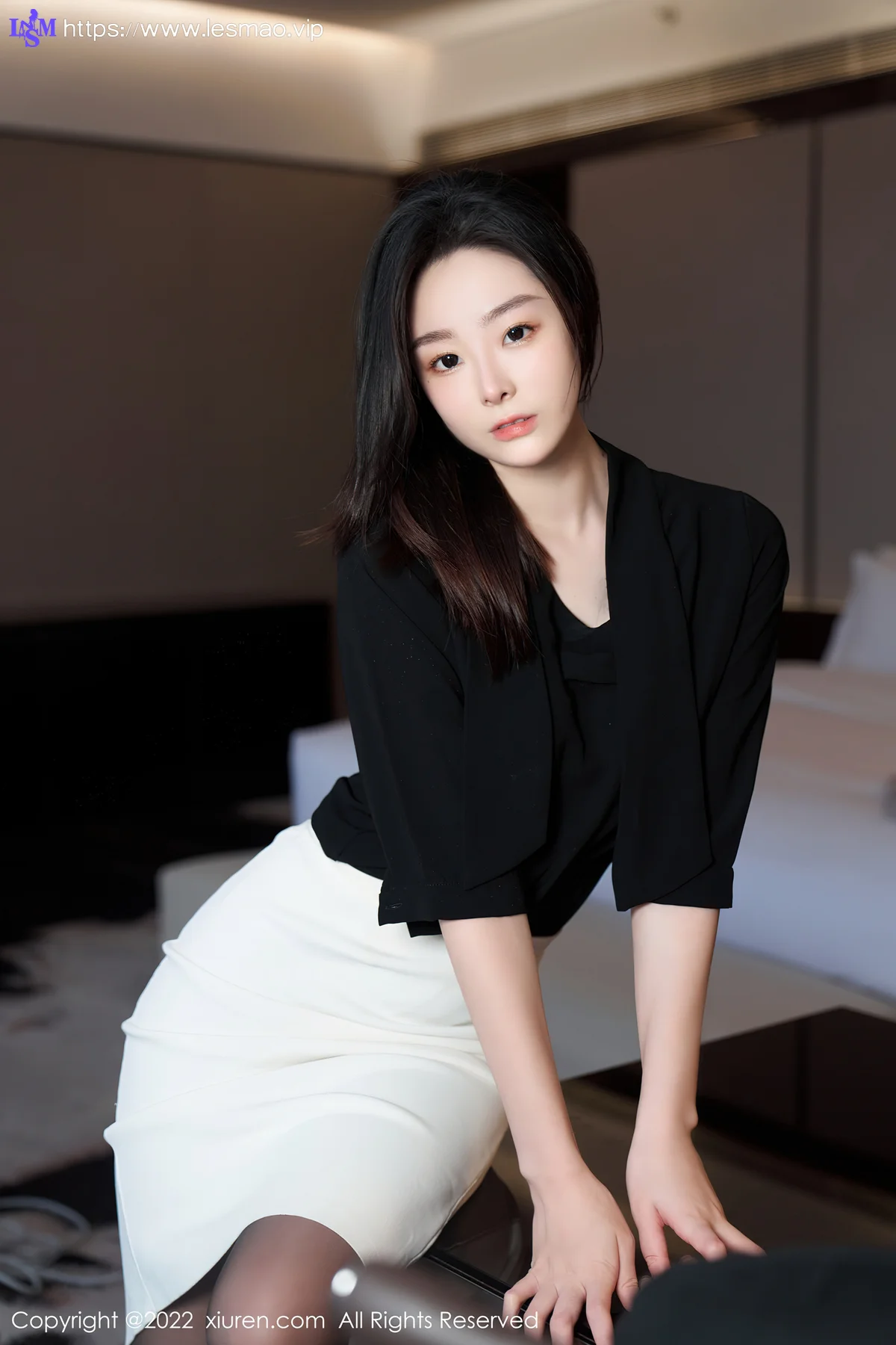 XiuRen 秀人 No.5312 是小逗逗 黑丝翘臀 - 24