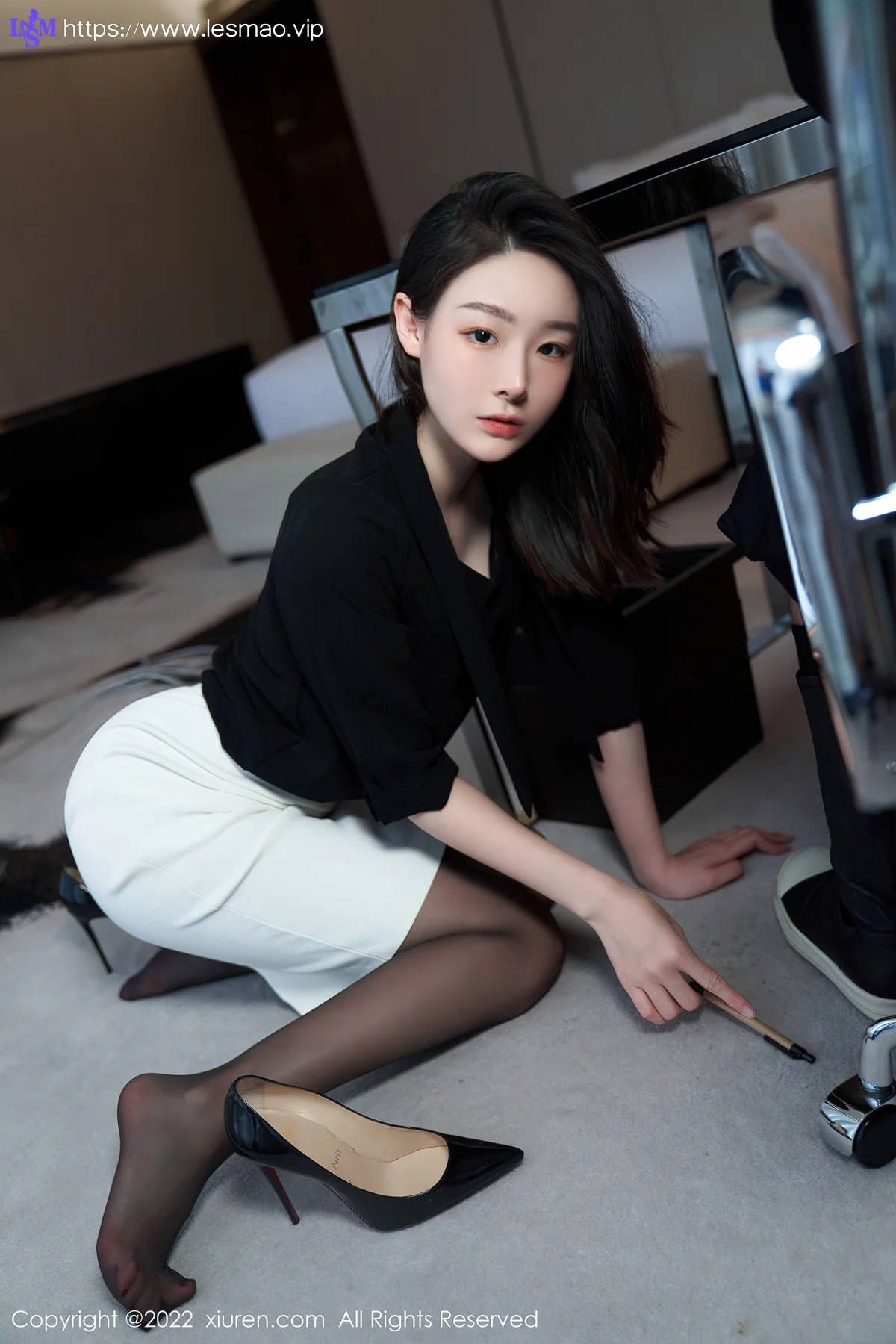 XiuRen 秀人 No.5312 是小逗逗 黑丝翘臀 - 34