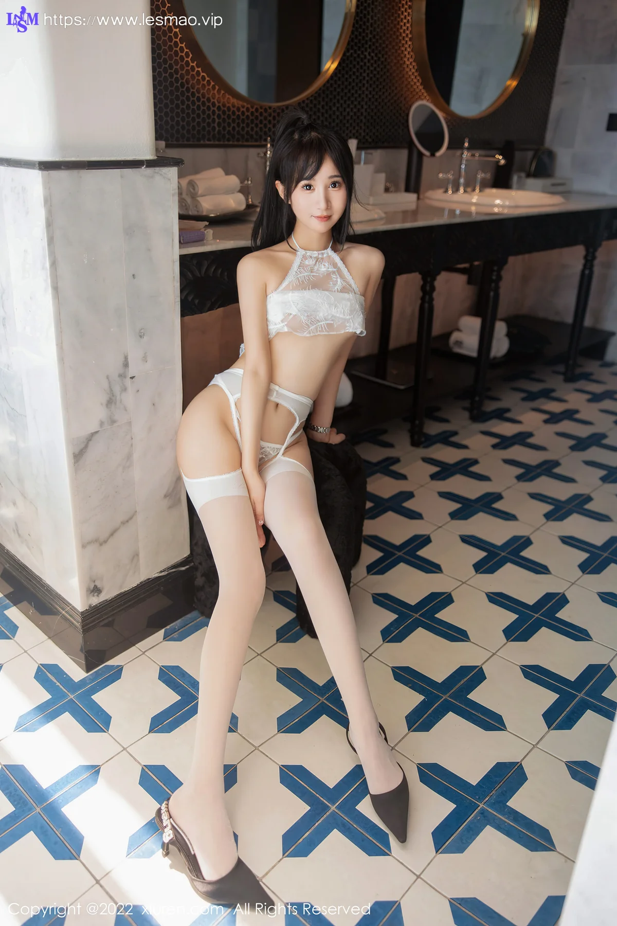 XiuRen 秀人 No.5344 白色轻透服饰 小果冻儿 大理旅拍11 - 39