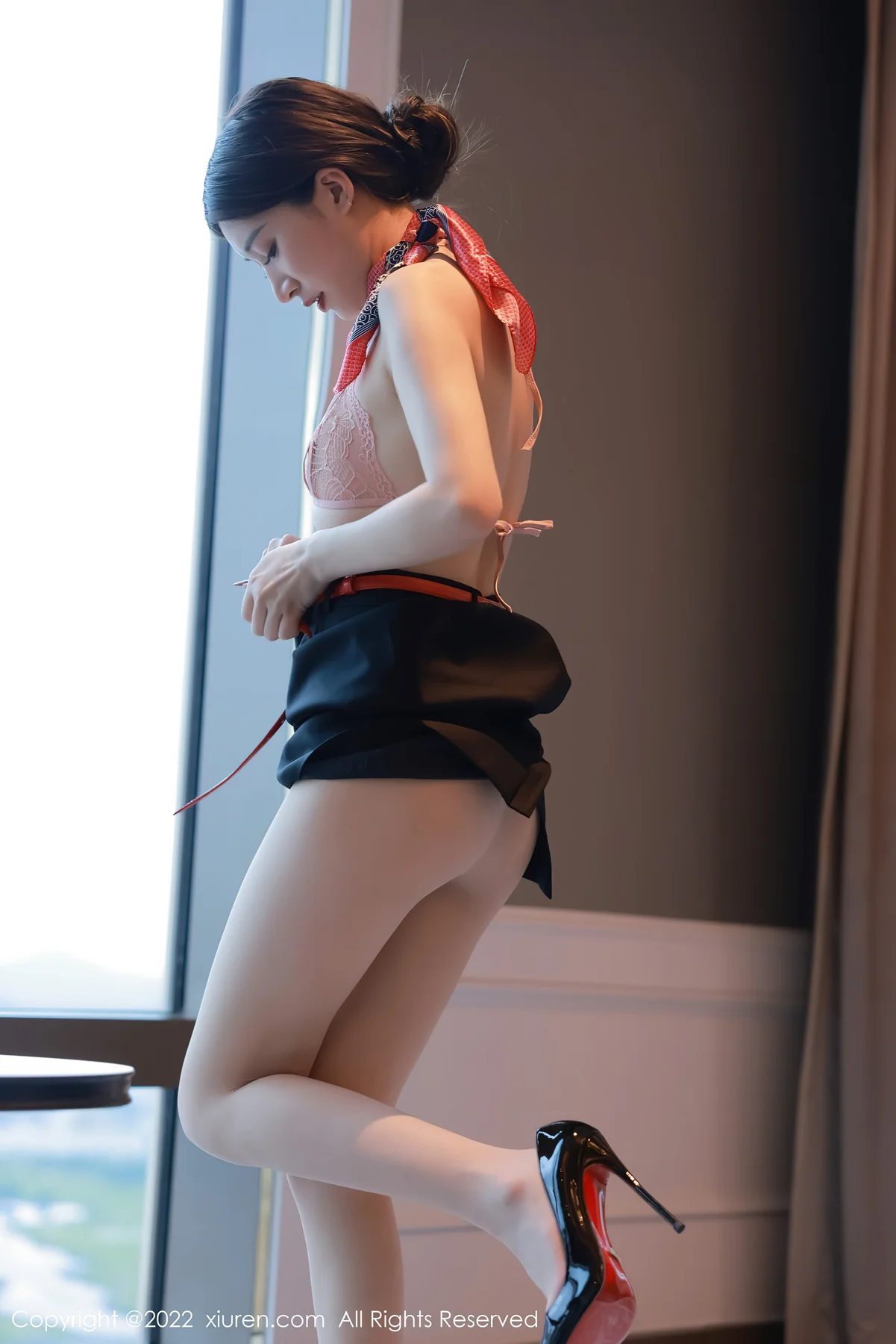 XiuRen 秀人 No.5349 空姐制服 hebe韩心雨 澳门旅拍33 - 42