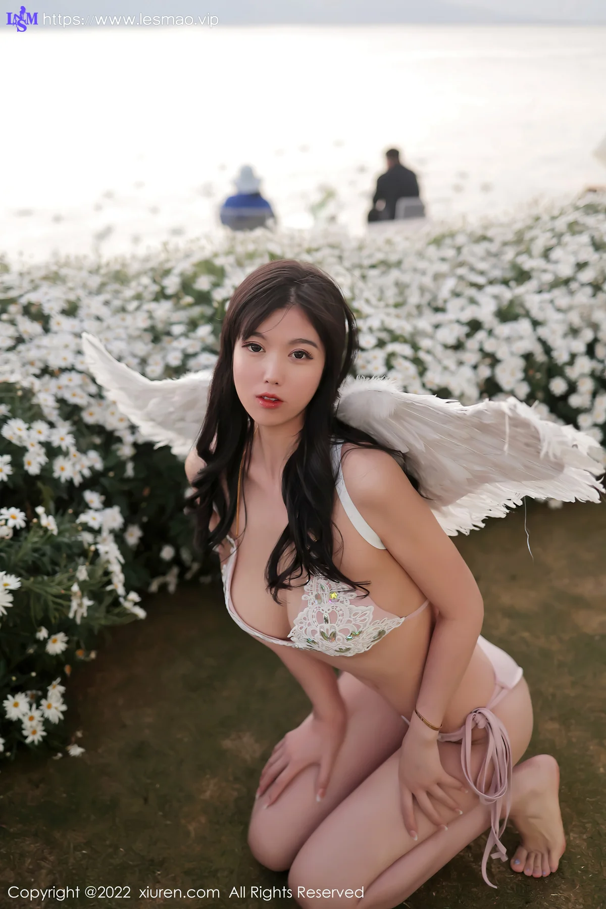 XiuRen 秀人 No.5363 白色刺绣比基尼 李雅柔182CM 性感写真 - 21