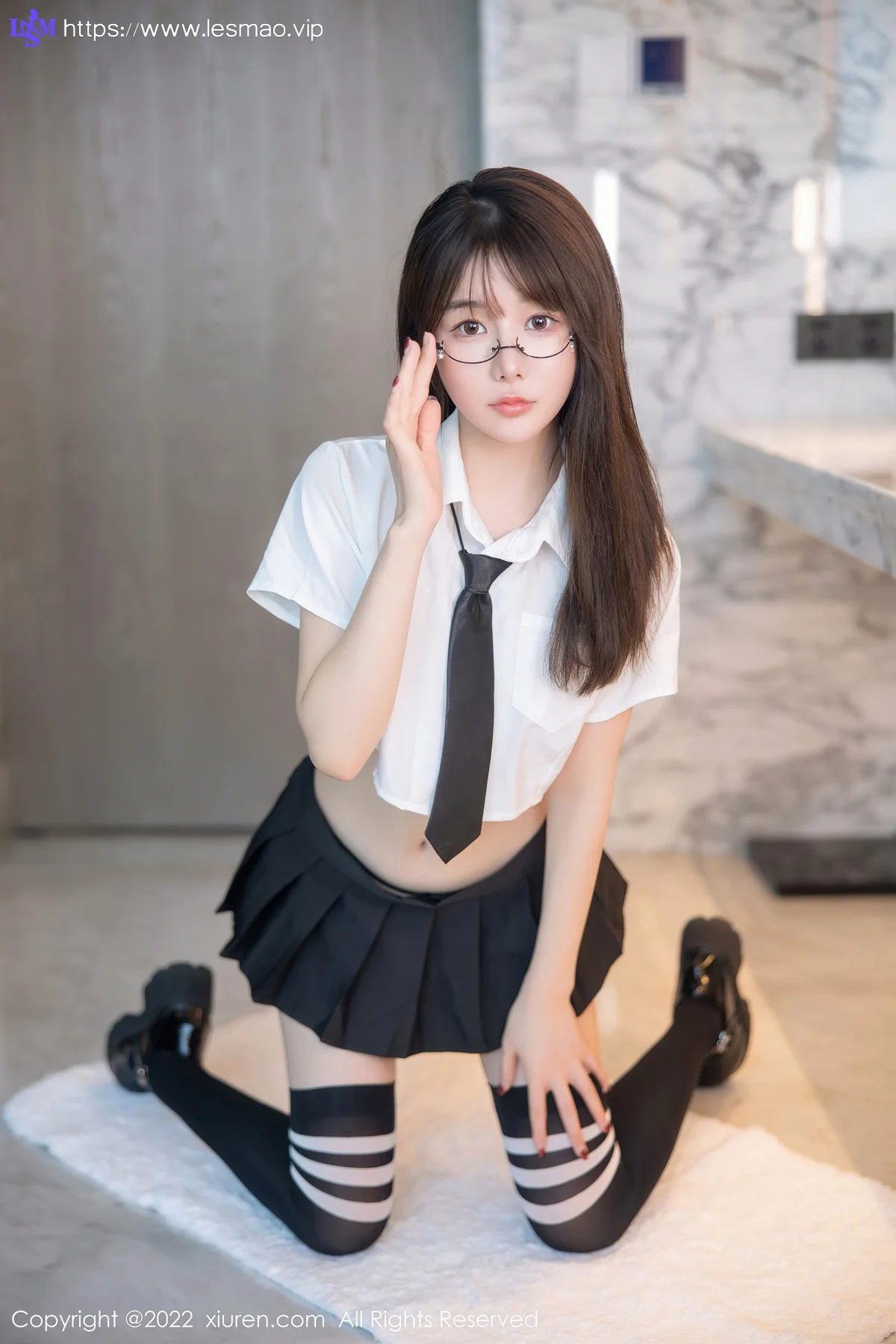 XiuRen 秀人 No.5365 学妹制服诱惑 婠婠么 性感写真 - 54