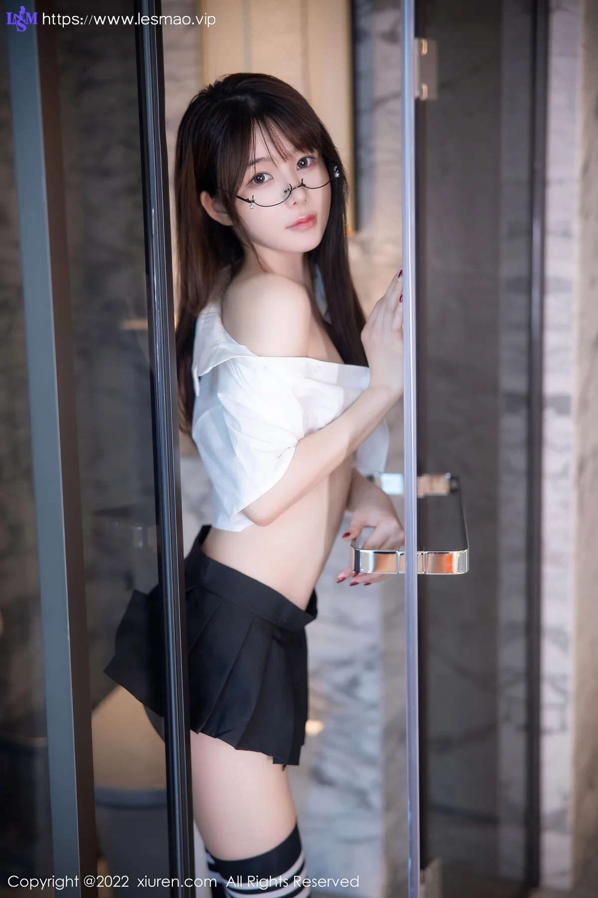 XiuRen 秀人 No.5365 学妹制服诱惑 婠婠么 性感写真 - 89