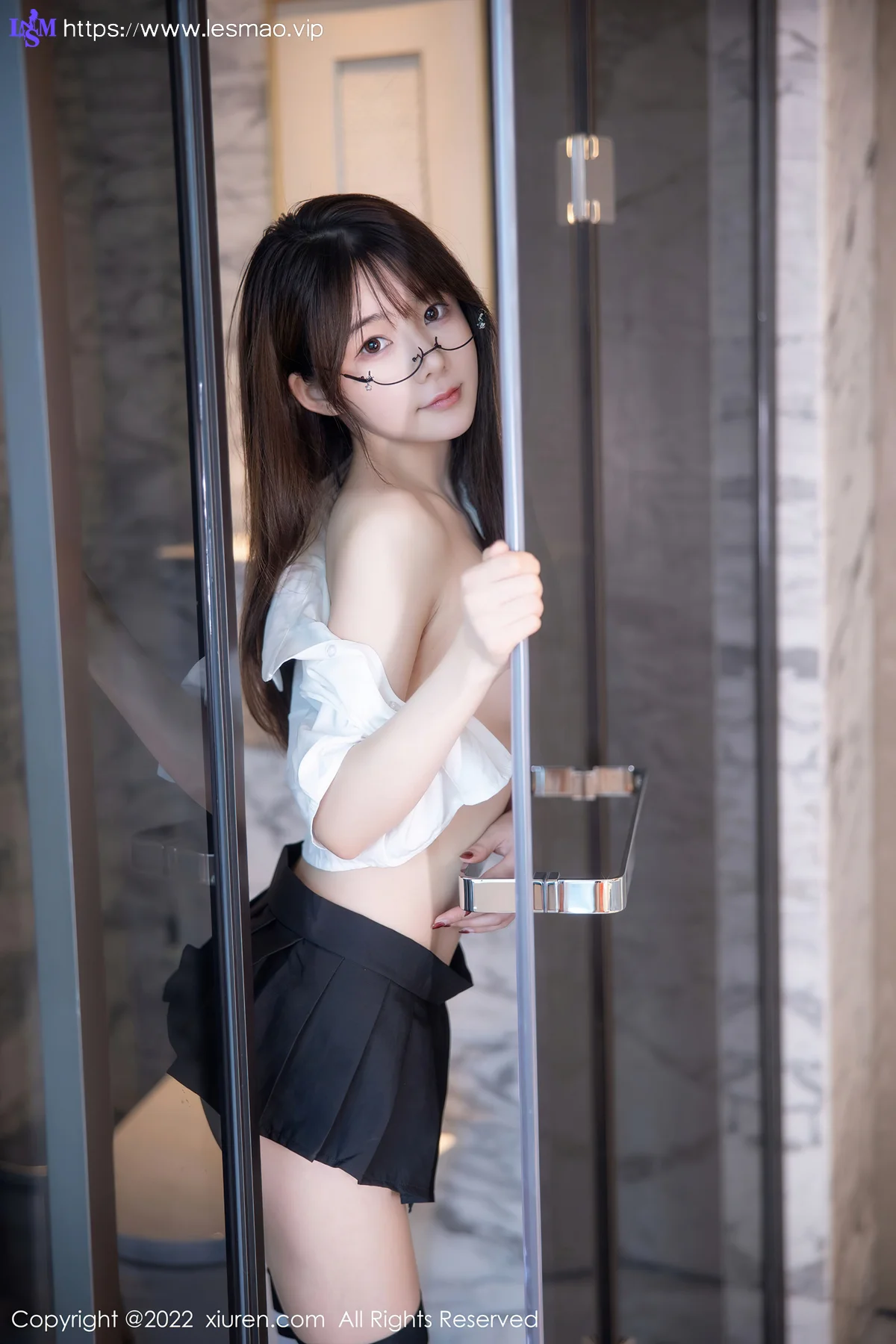 XiuRen 秀人 No.5365 学妹制服诱惑 婠婠么 性感写真 - 90