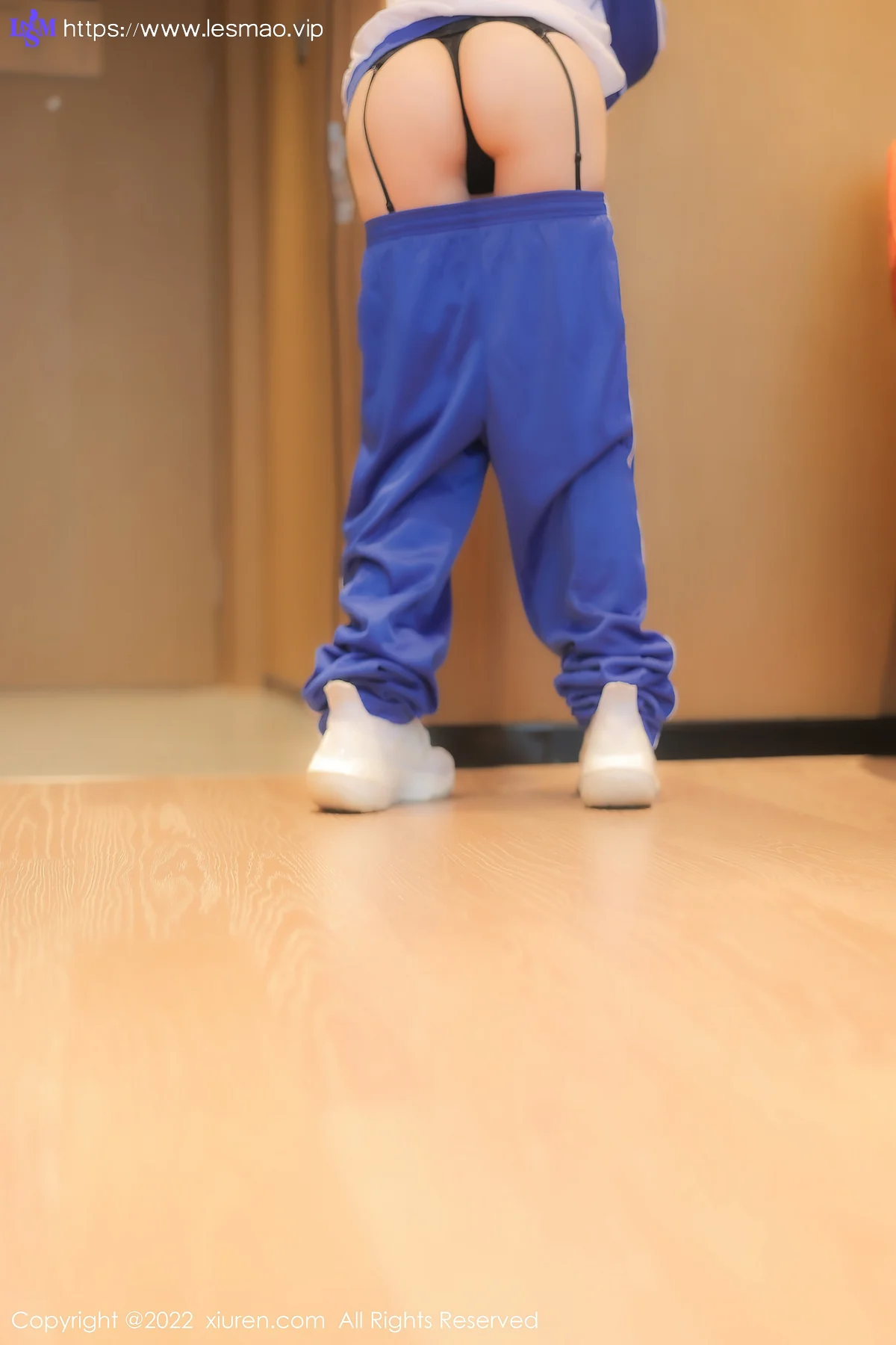XiuRen 秀人 No.5377 学妹运动制服 豆瓣酱 性感写真11 - 14