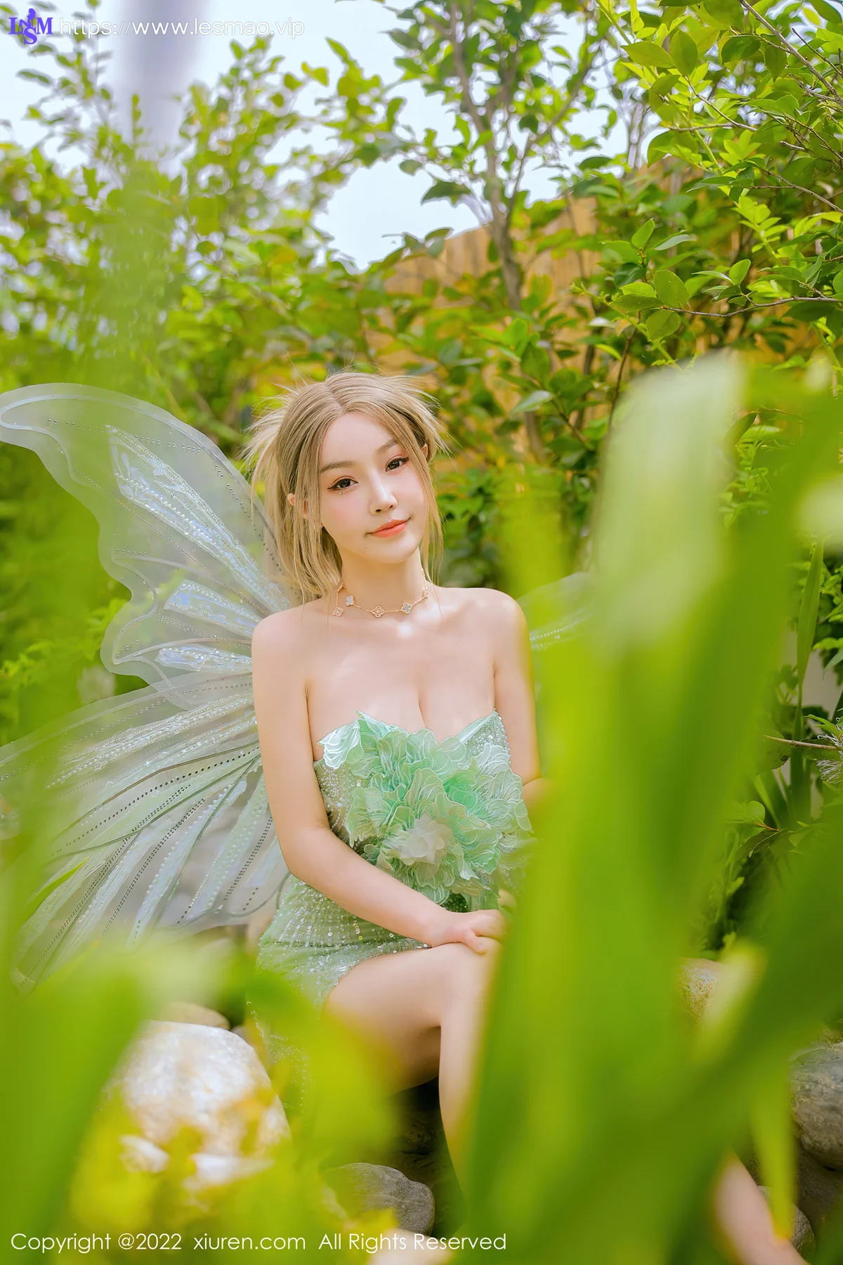 XiuRen 秀人 No.5382 绿色精灵 朱可儿Flora 大理旅拍 - 24