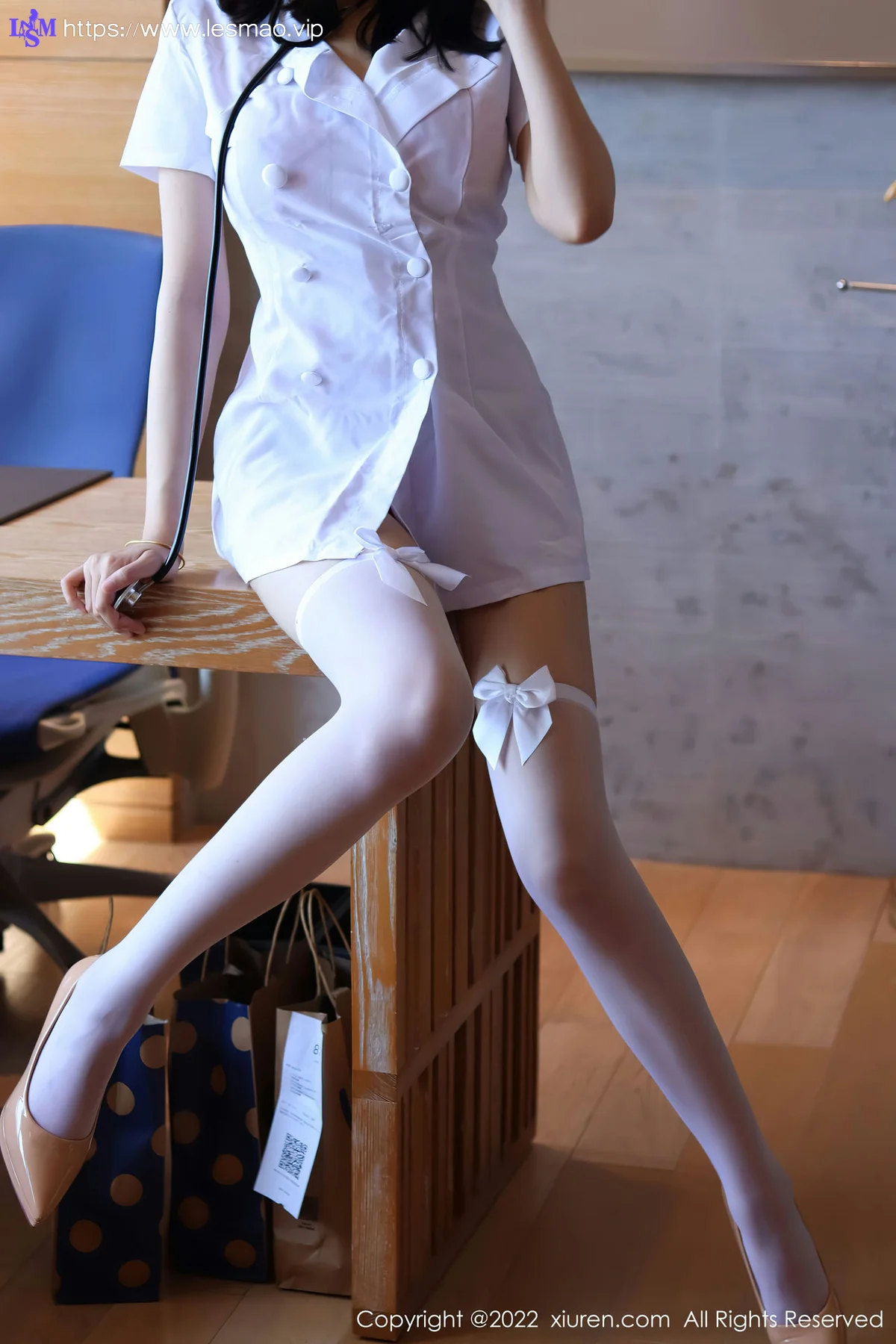 XiuRen 秀人 No.5438 玥儿玥er 护士情趣制服 - 17