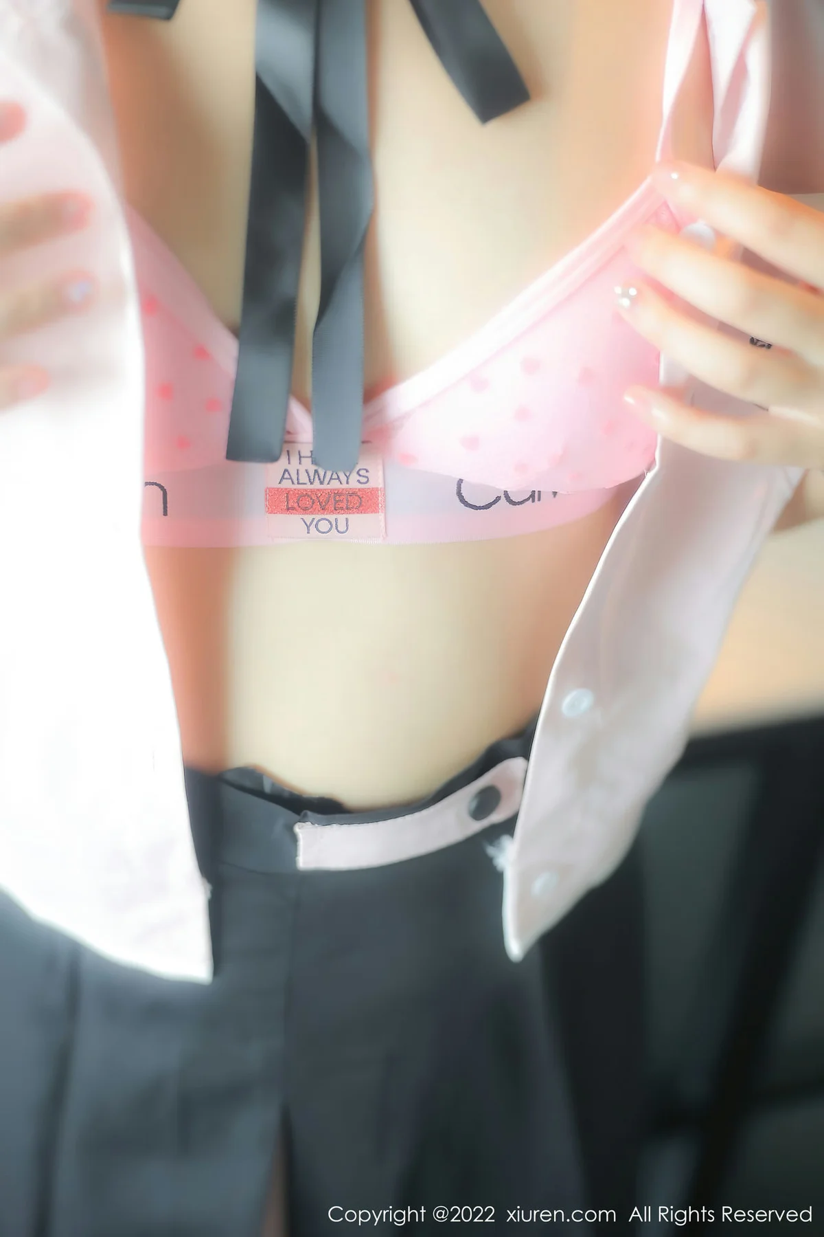 XiuRen 秀人 No.5443 小果冻  粉嫩内衣 - 36