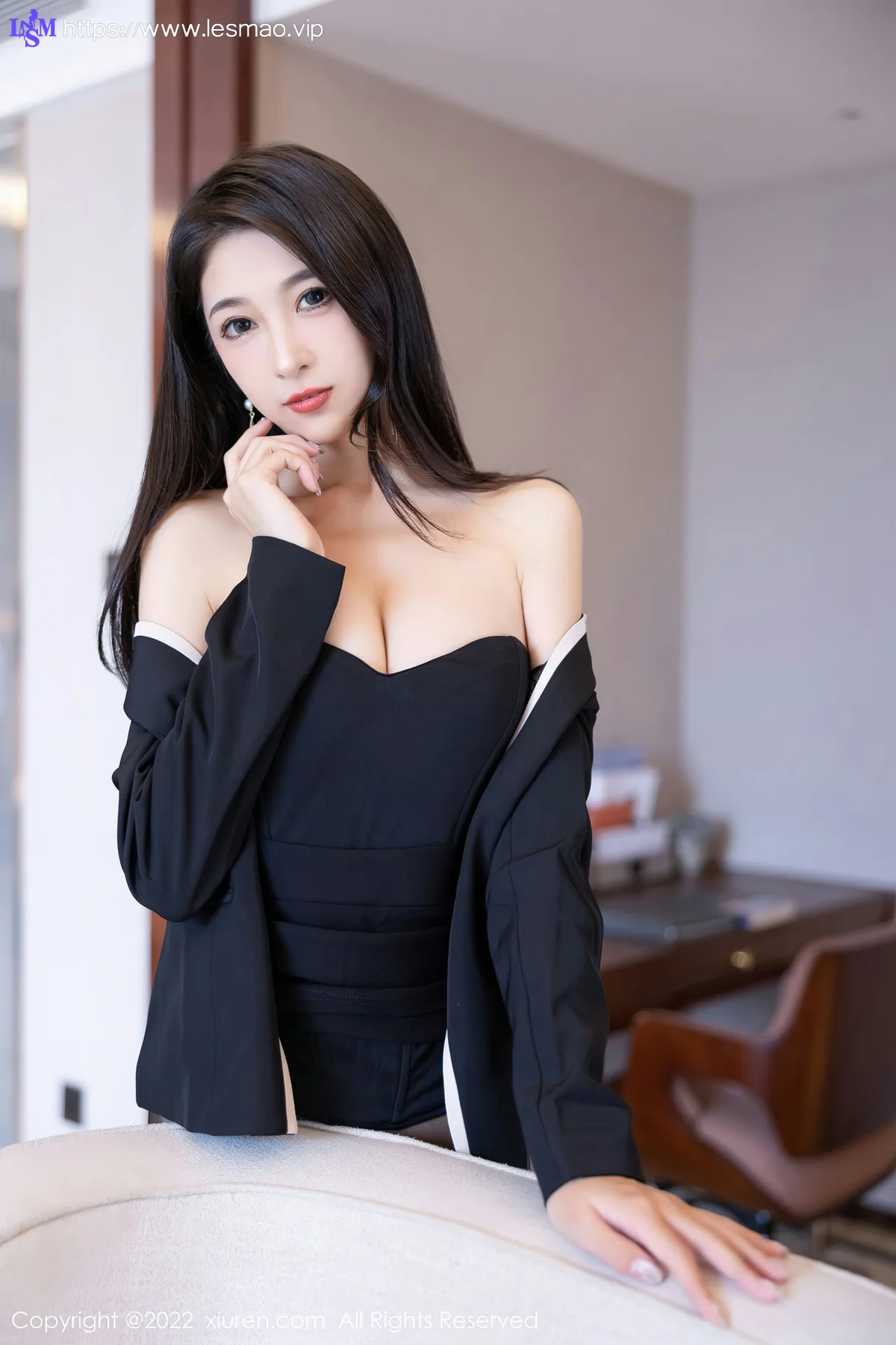 XiuRen 秀人 No.5473 香肩短裙 林乐一 性感写真22 - 48