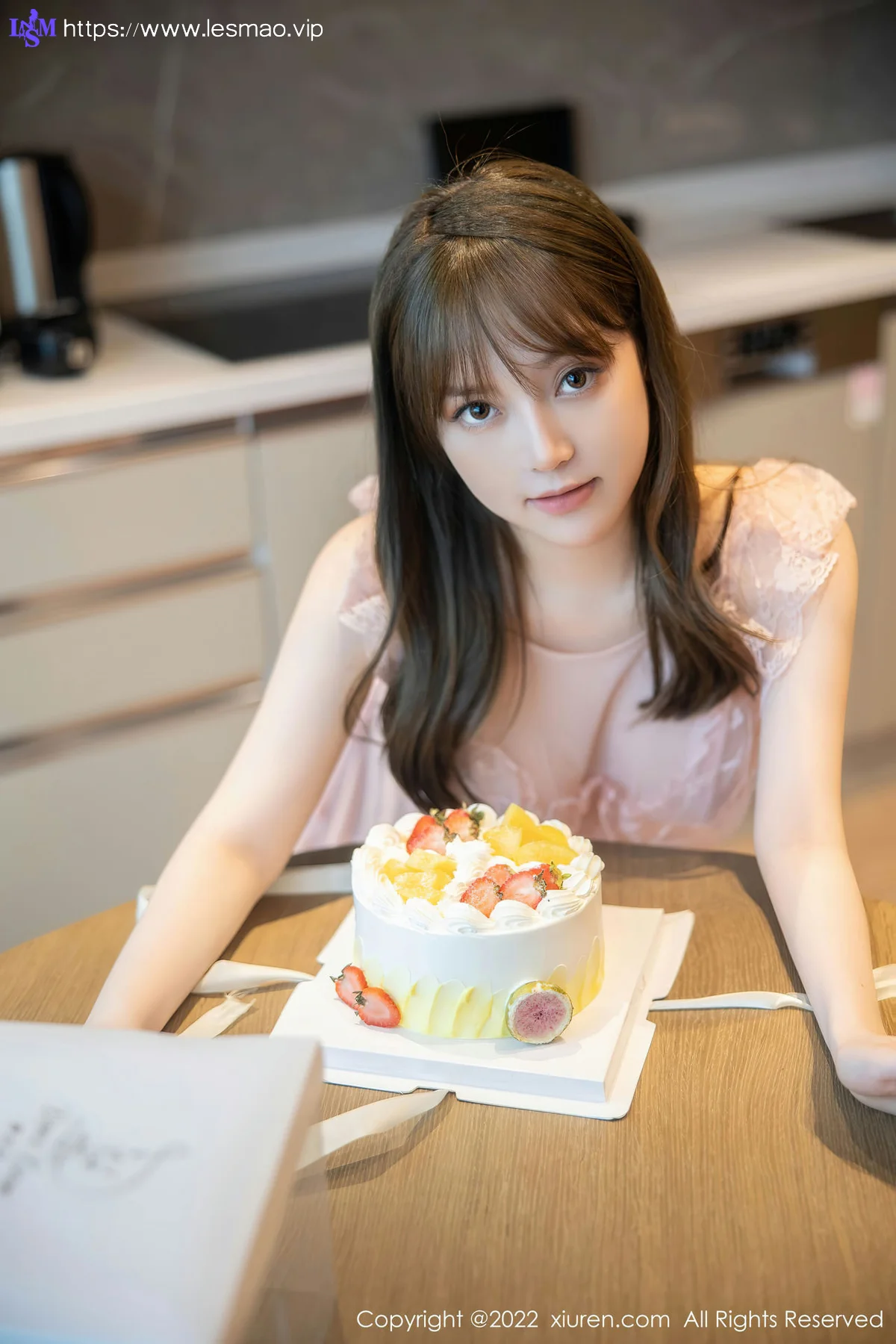 XiuRen 秀人 No.5497 轻透网纱睡裙 豆瓣酱 性感写真 - 16