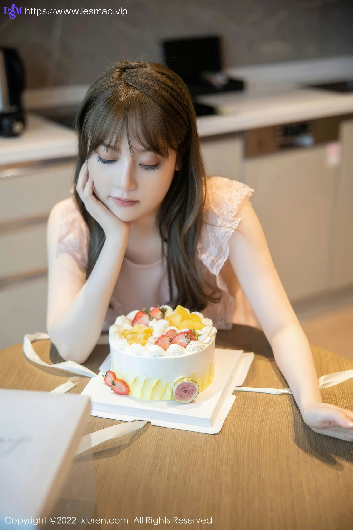 XiuRen 秀人 No.5497 轻透网纱睡裙 豆瓣酱 性感写真 - 17