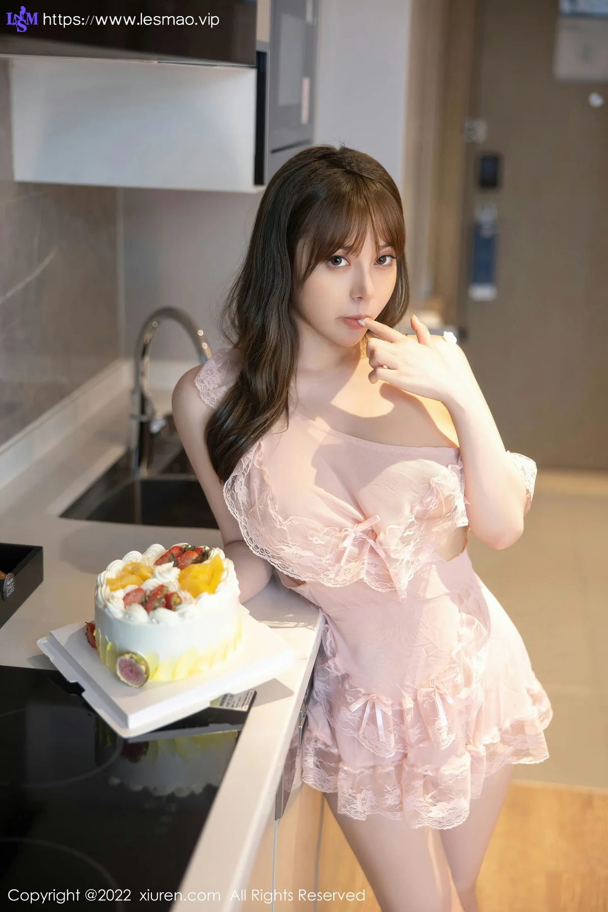 XiuRen 秀人 No.5497 轻透网纱睡裙 豆瓣酱 性感写真 - 32