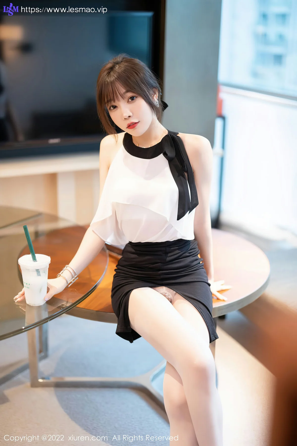 XiuRen 秀人 No.5500 原色丝袜 徐莉芝Booty 性感写真 - 18