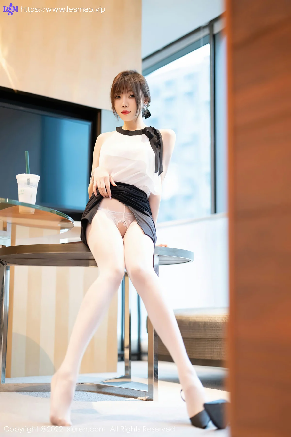 XiuRen 秀人 No.5500 原色丝袜 徐莉芝Booty 性感写真 - 20
