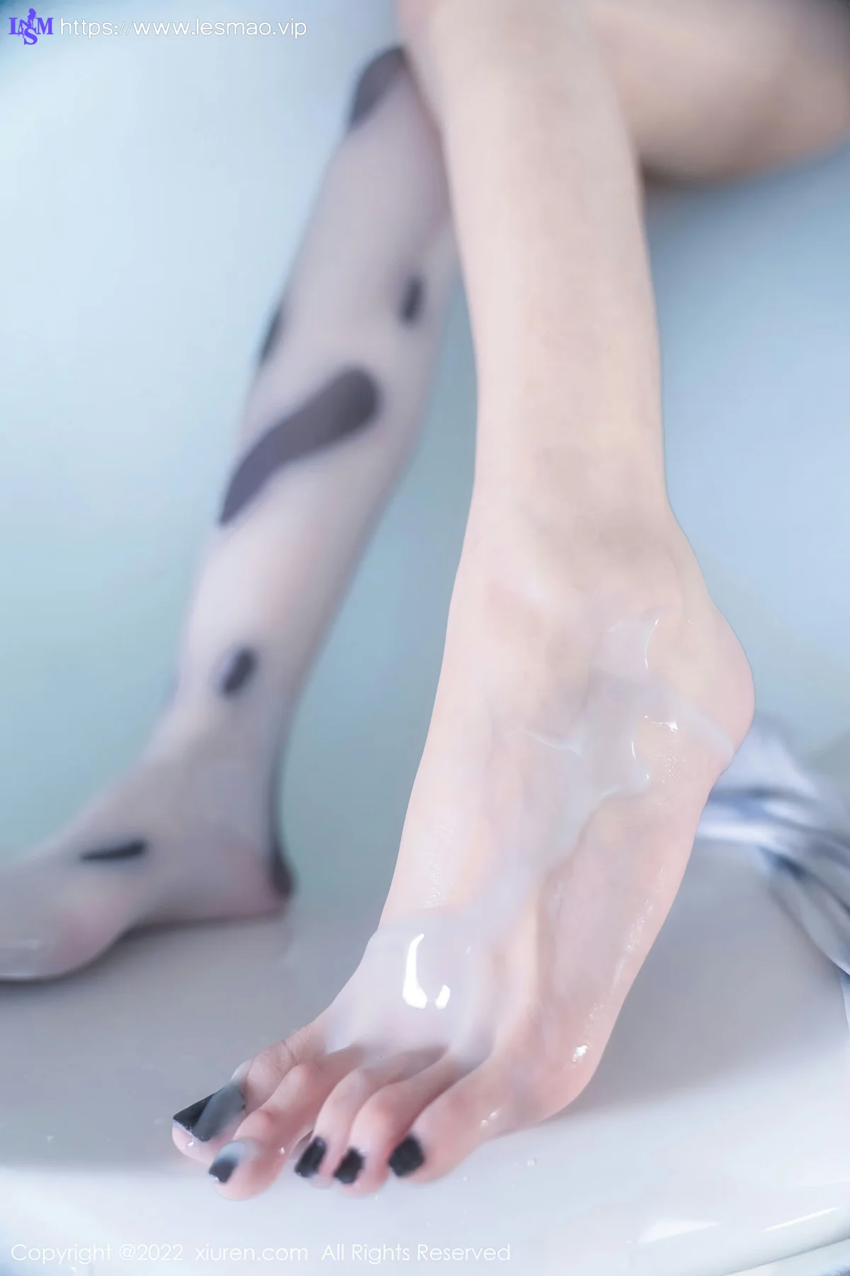 XiuRen 秀人 No.5520 陈怡曼 乳牛沐浴活色生香长腿御姐22 - 56