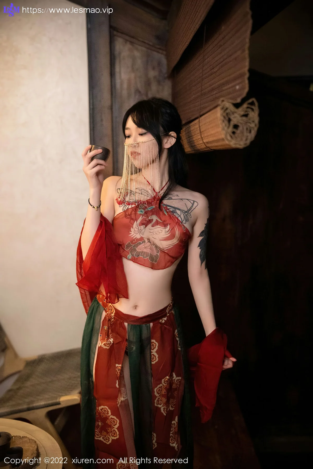 XiuRen 秀人 No.5527 红色古装服饰 奶瓶. 大理旅拍 - 14