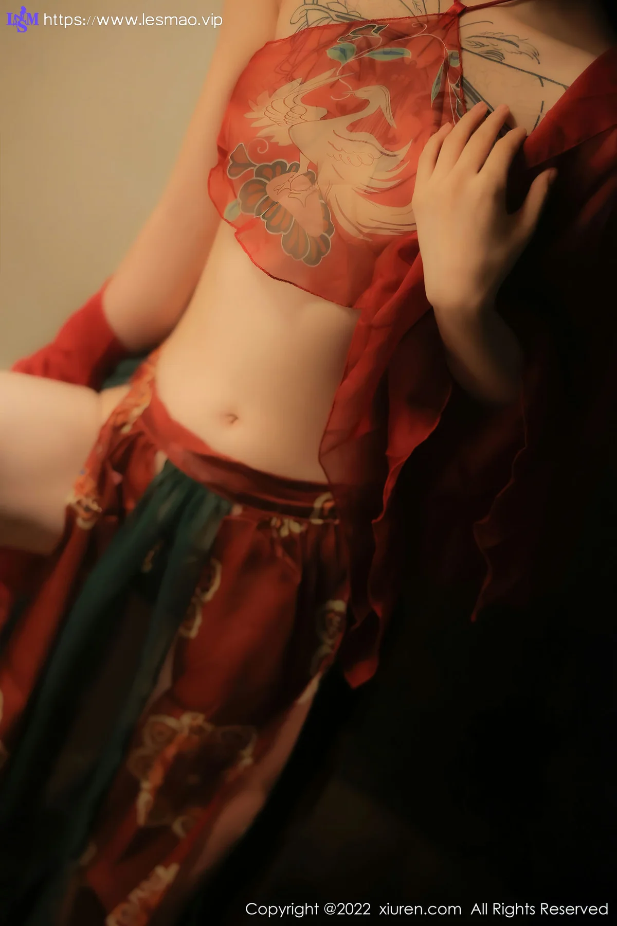 XiuRen 秀人 No.5527 红色古装服饰 奶瓶. 大理旅拍 - 33