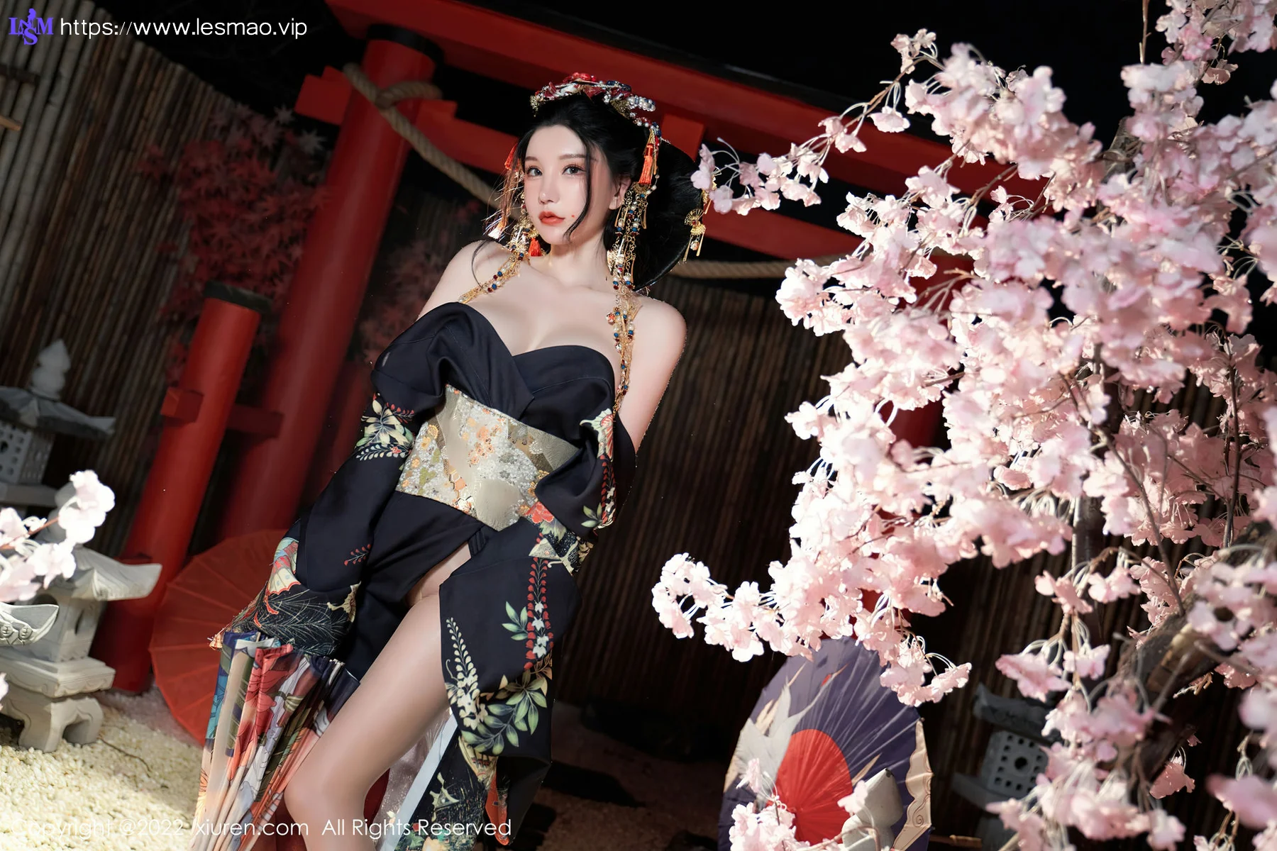XiuRen 秀人 No.5537 主题《宽衣解带》 周于希Sally 性感写真 - 53