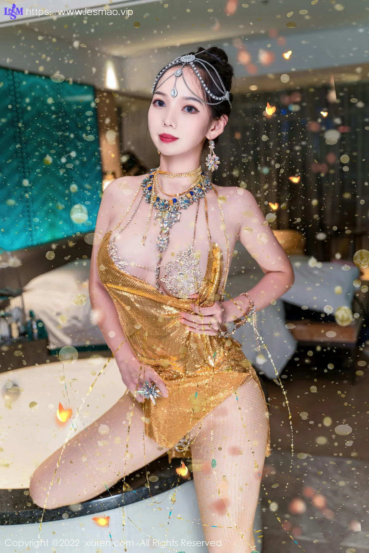 XiuRen 秀人 No.5559 会跳舞的小姐姐 大美妞儿 性感写真3 - 16