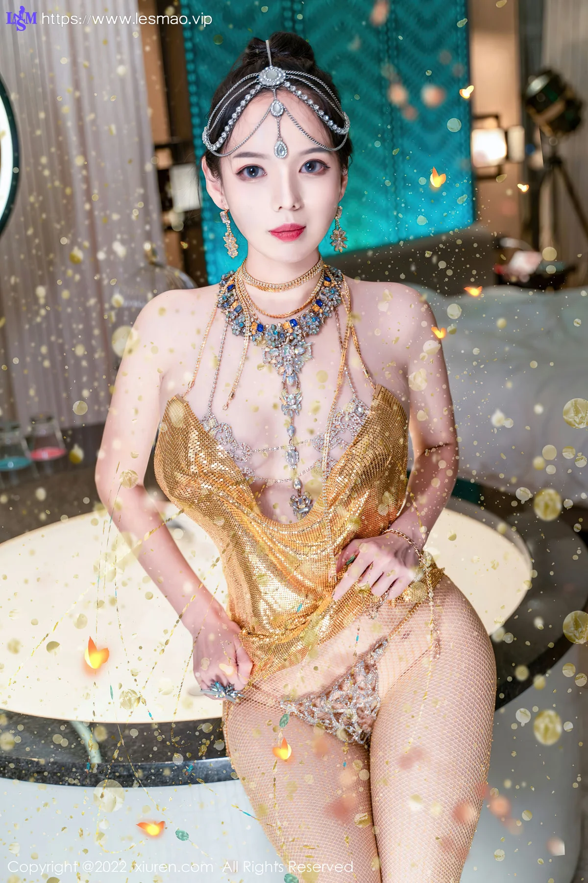XiuRen 秀人 No.5559 会跳舞的小姐姐 大美妞儿 性感写真3 - 18