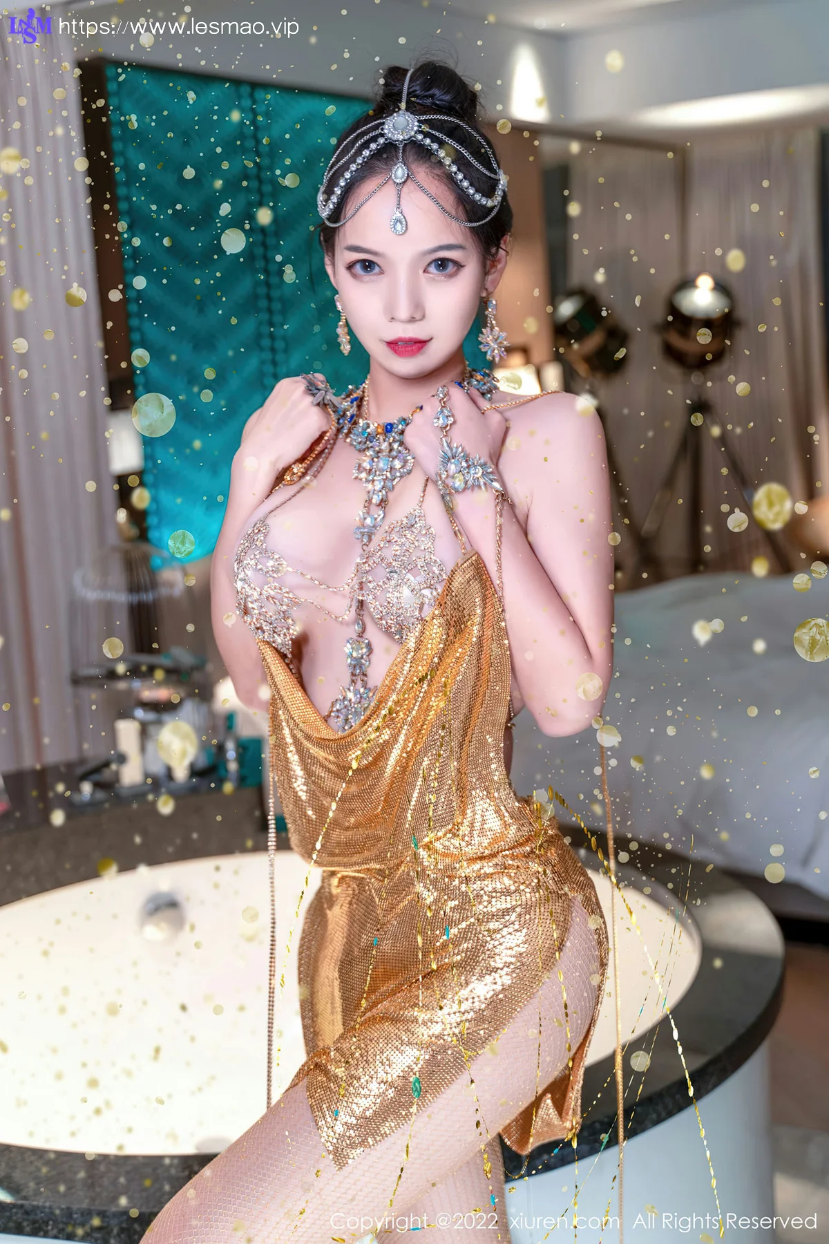 XiuRen 秀人 No.5559 会跳舞的小姐姐 大美妞儿 性感写真3 - 32
