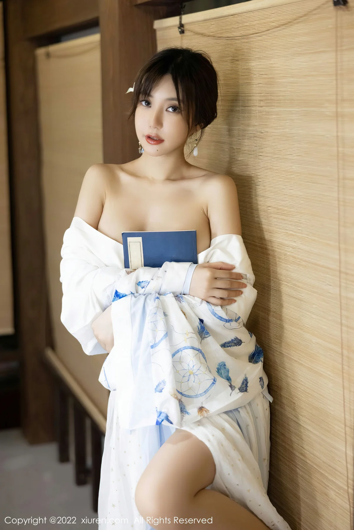 XiuRen 秀人 No.5569 汉服美女 绮里嘉ula 海南心愿旅拍11 - 32