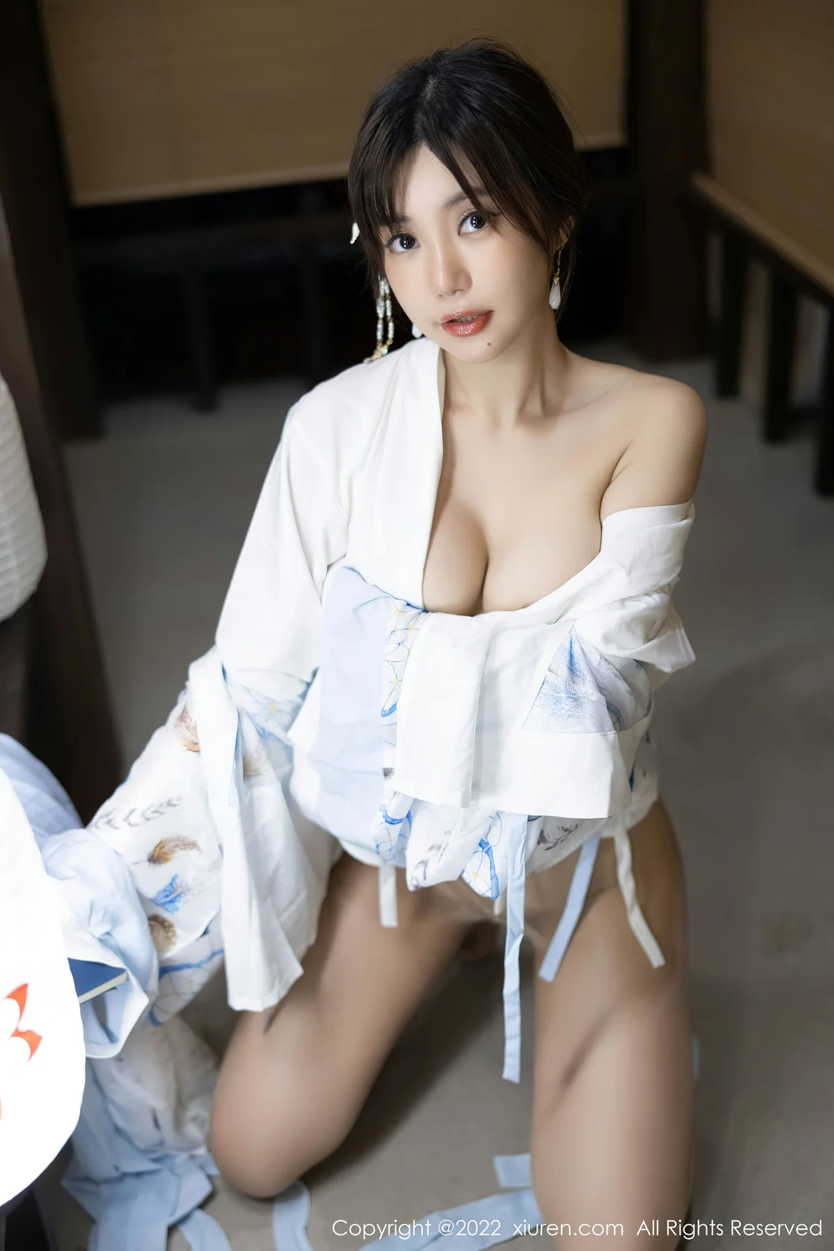 XiuRen 秀人 No.5569 汉服美女 绮里嘉ula 海南心愿旅拍11 - 45