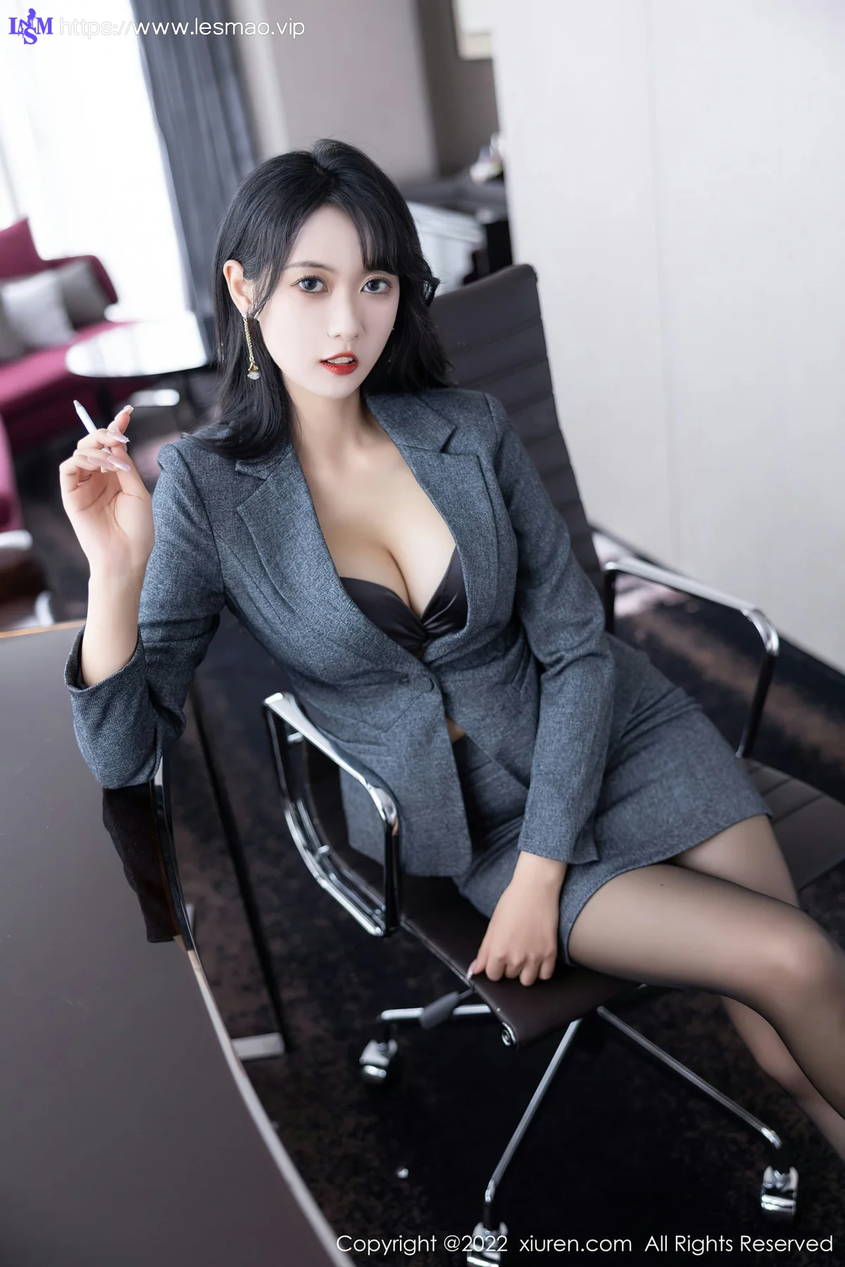 XiuRen 秀人 No.5575 林子遥 办公OL制服 - 18