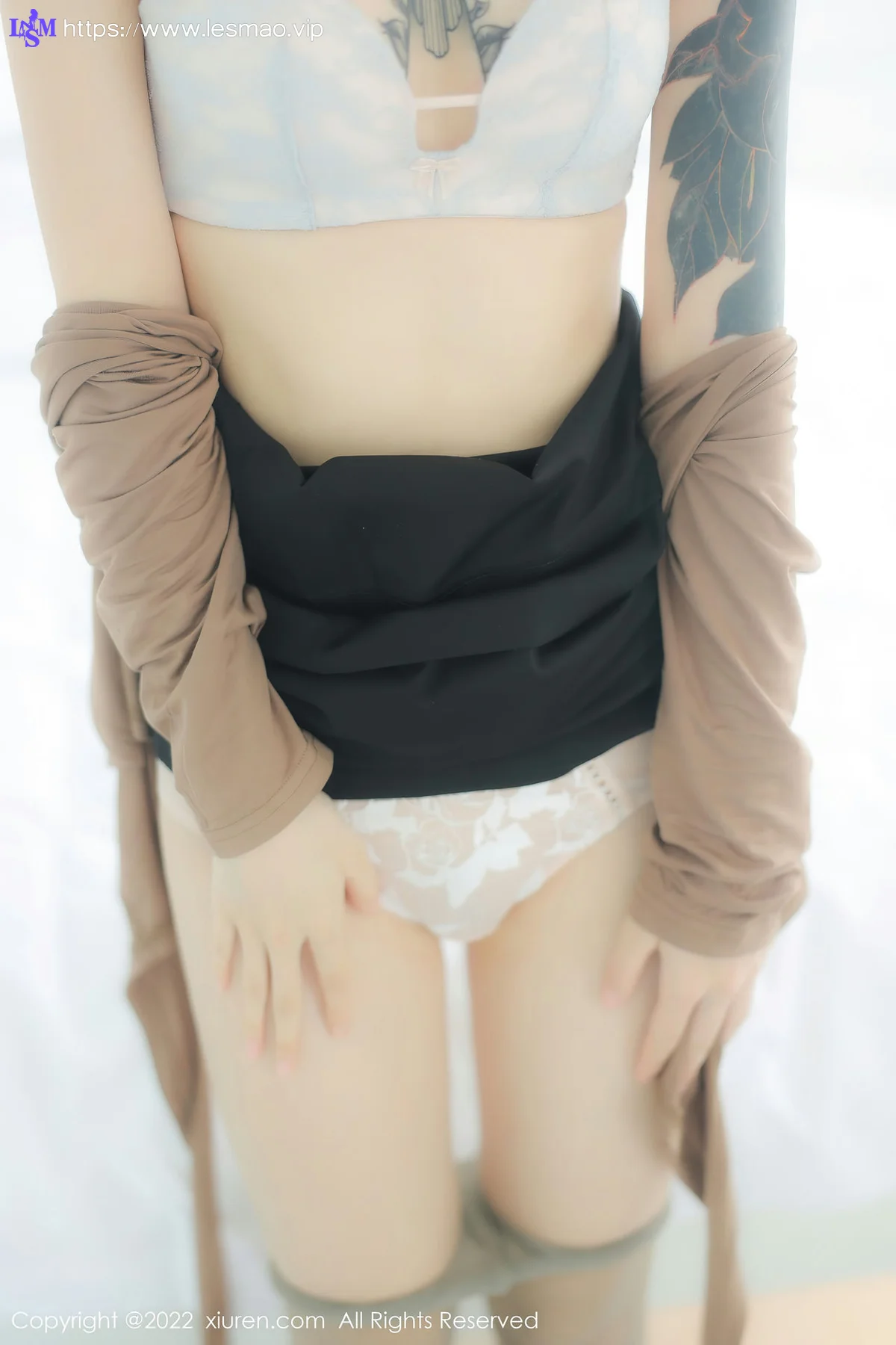 XiuRen 秀人 No.5587 奶瓶 捆绑美女翘臀 - 13