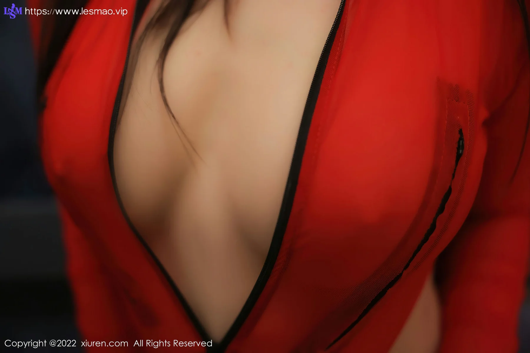XiuRen 秀人 No.5591 顾乔楠Cora 红色高开叉性感写真1 - 58