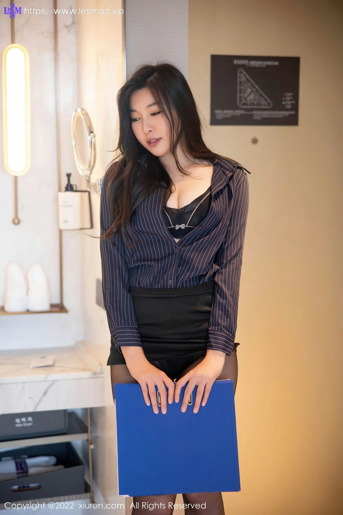XiuRen 秀人 No.5604 卡卡酱 职业服OL首套写真 - 19