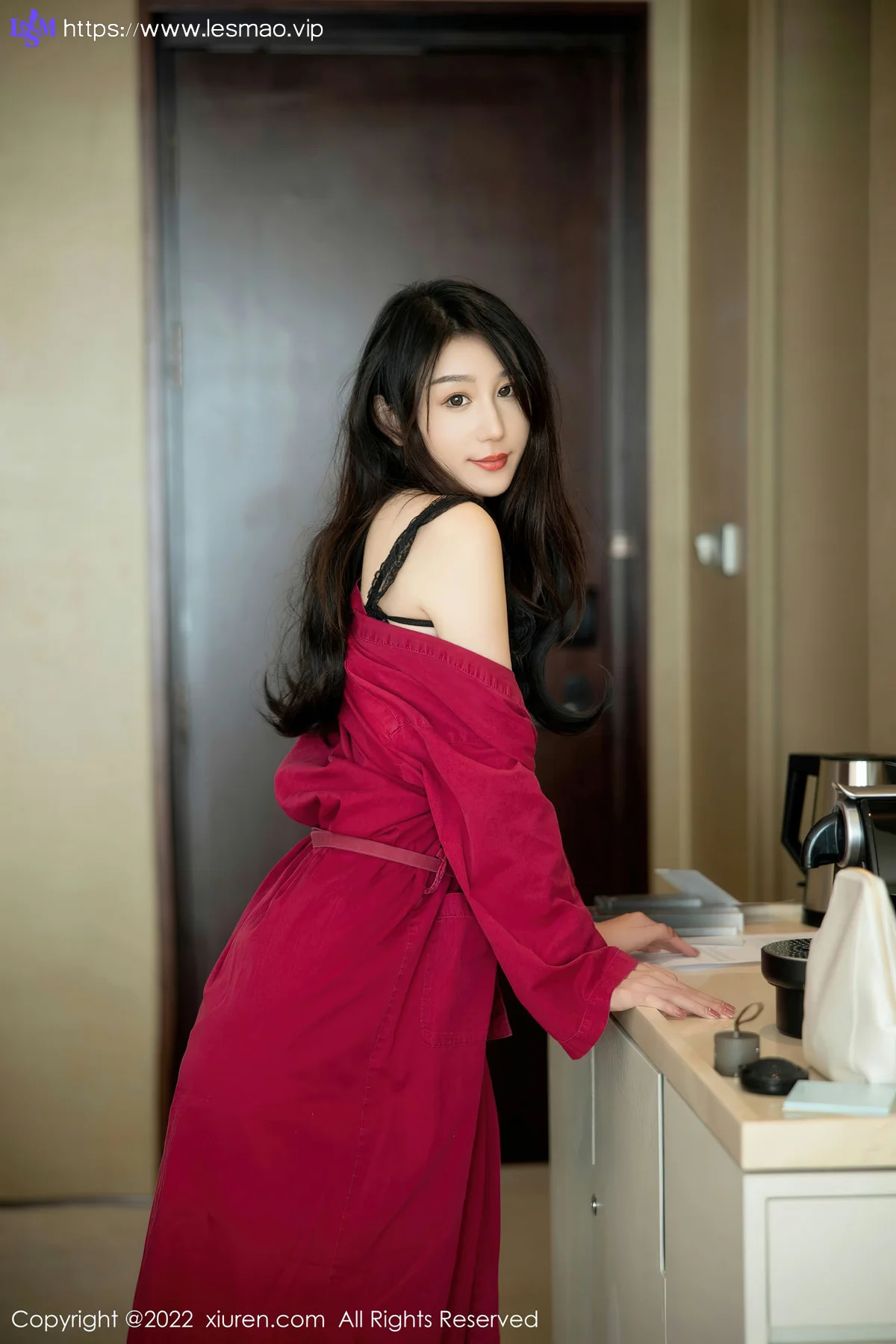 XiuRen 秀人 No.5624 薇薇酱 新人首套写真红色浴袍 - 17
