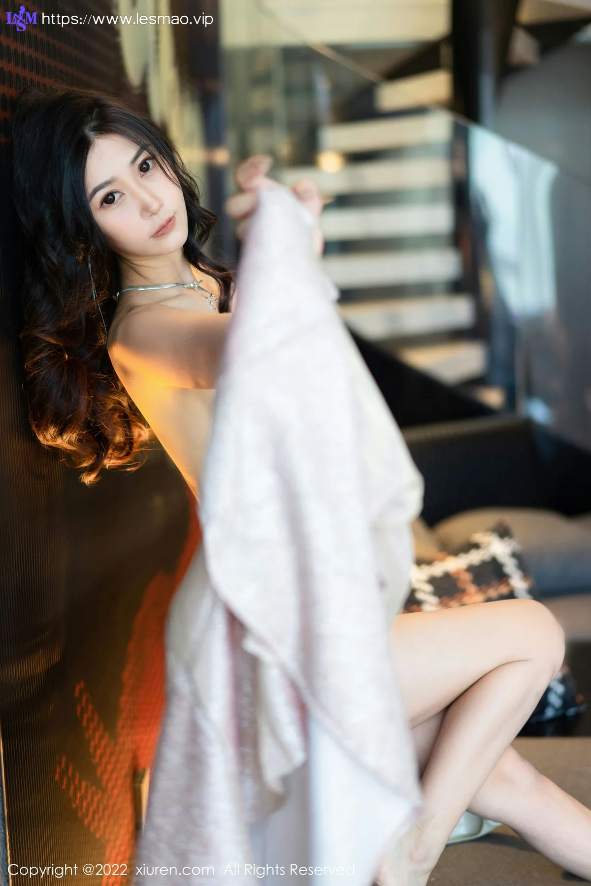 XiuRen 秀人 No.5659 laura阿姣 新人吊带短裙性感套写真 - 42