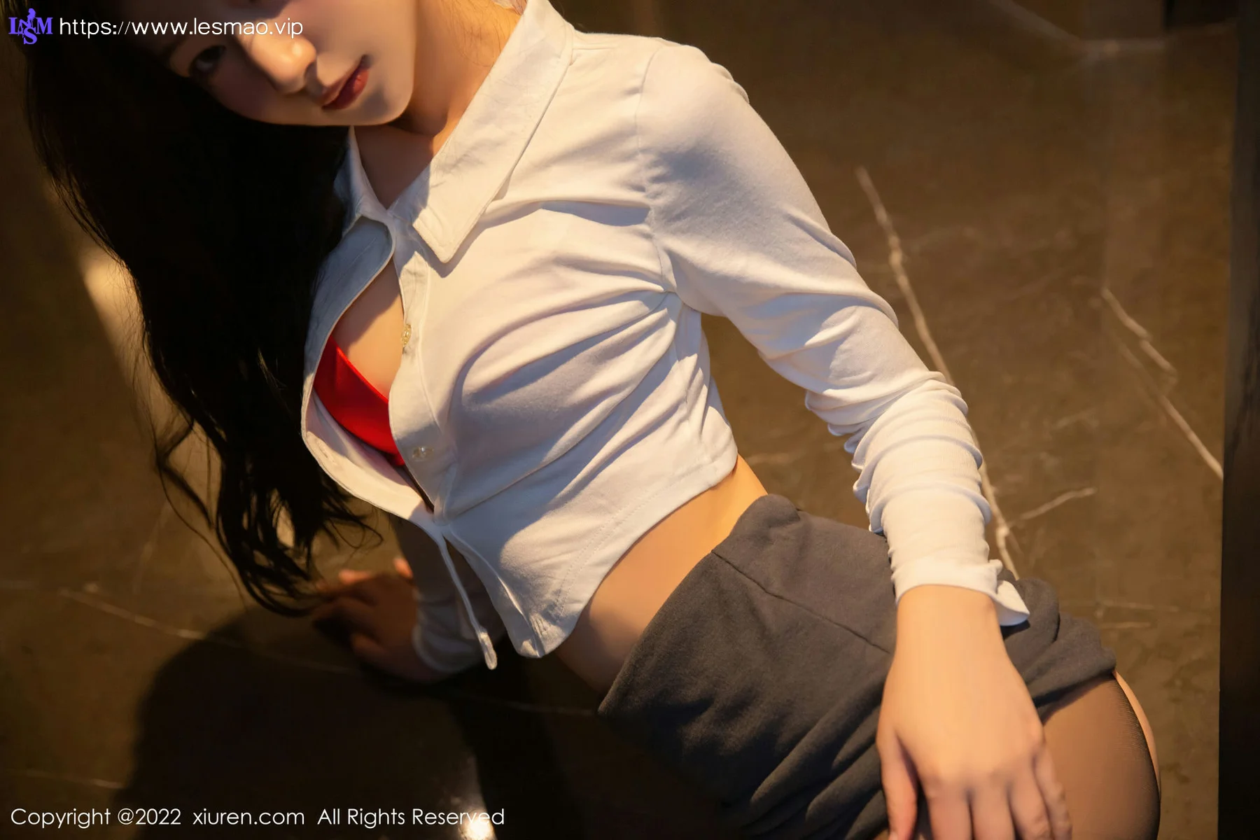 XiuRen 秀人 No.5661 熊小诺 酒醉剧情拍摄短裙写真3 - 17