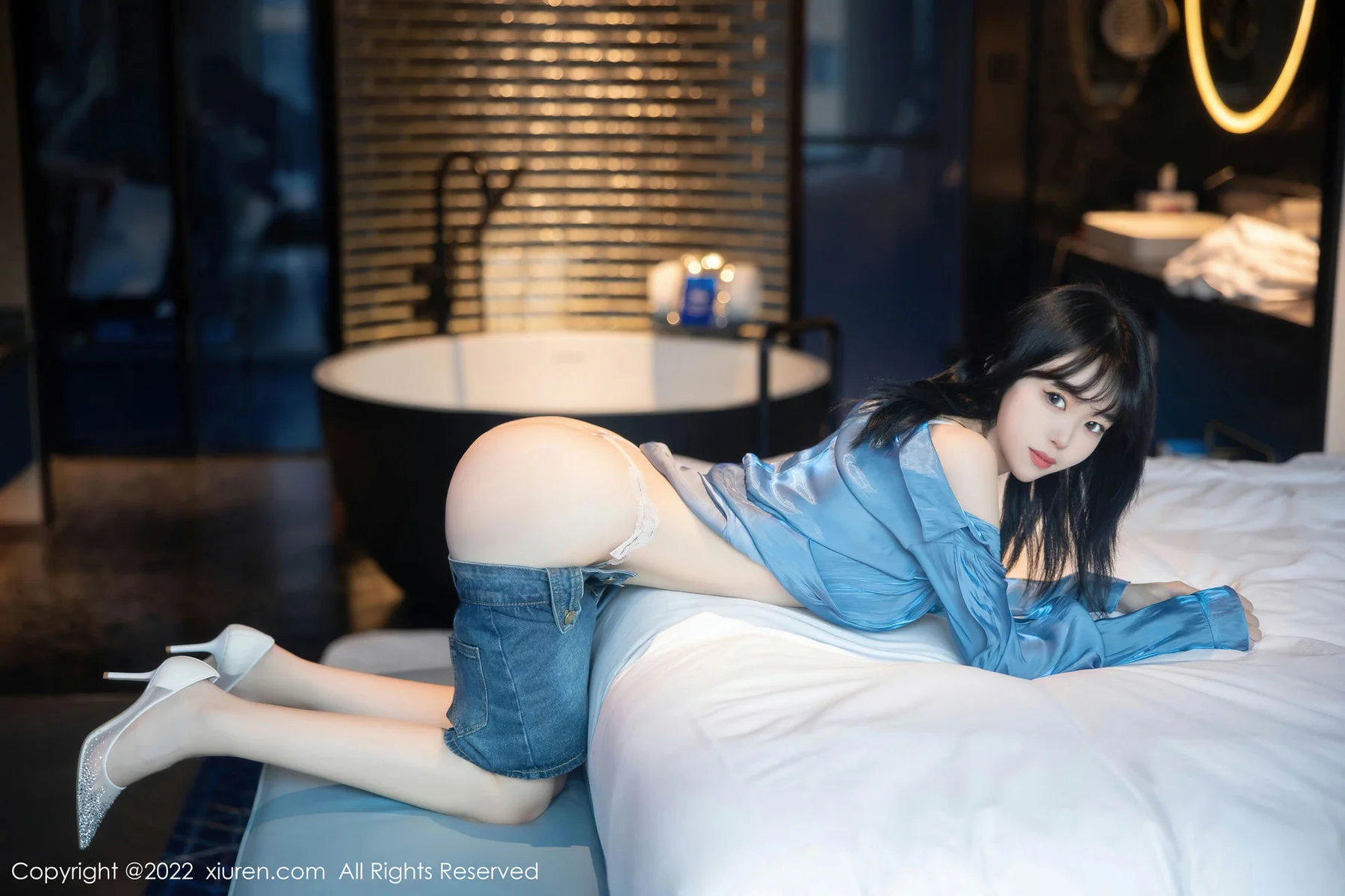 XiuRen 秀人 No.5662 奶瓶. 牛仔短裙性感写真3 - 45