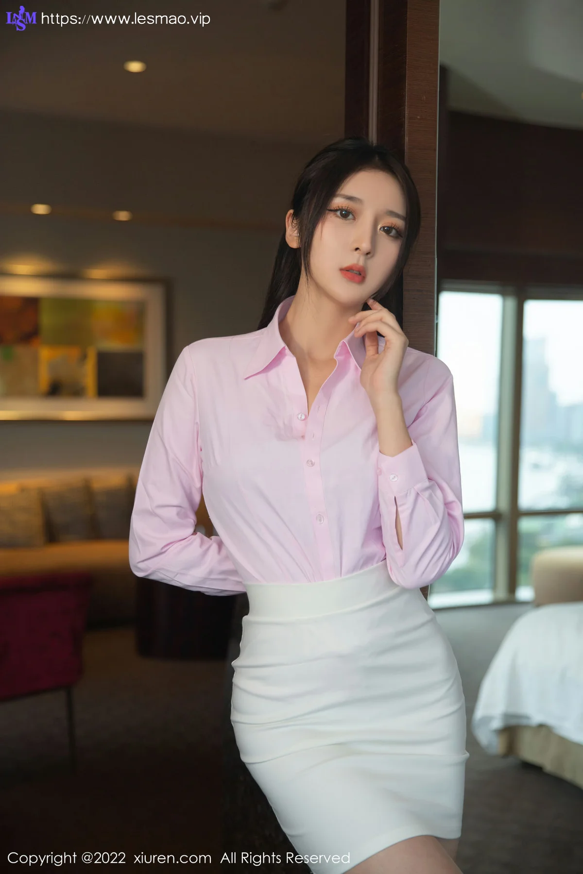 XiuRen 秀人 No.5667 夏甜甜 粉色ol制服 - 34