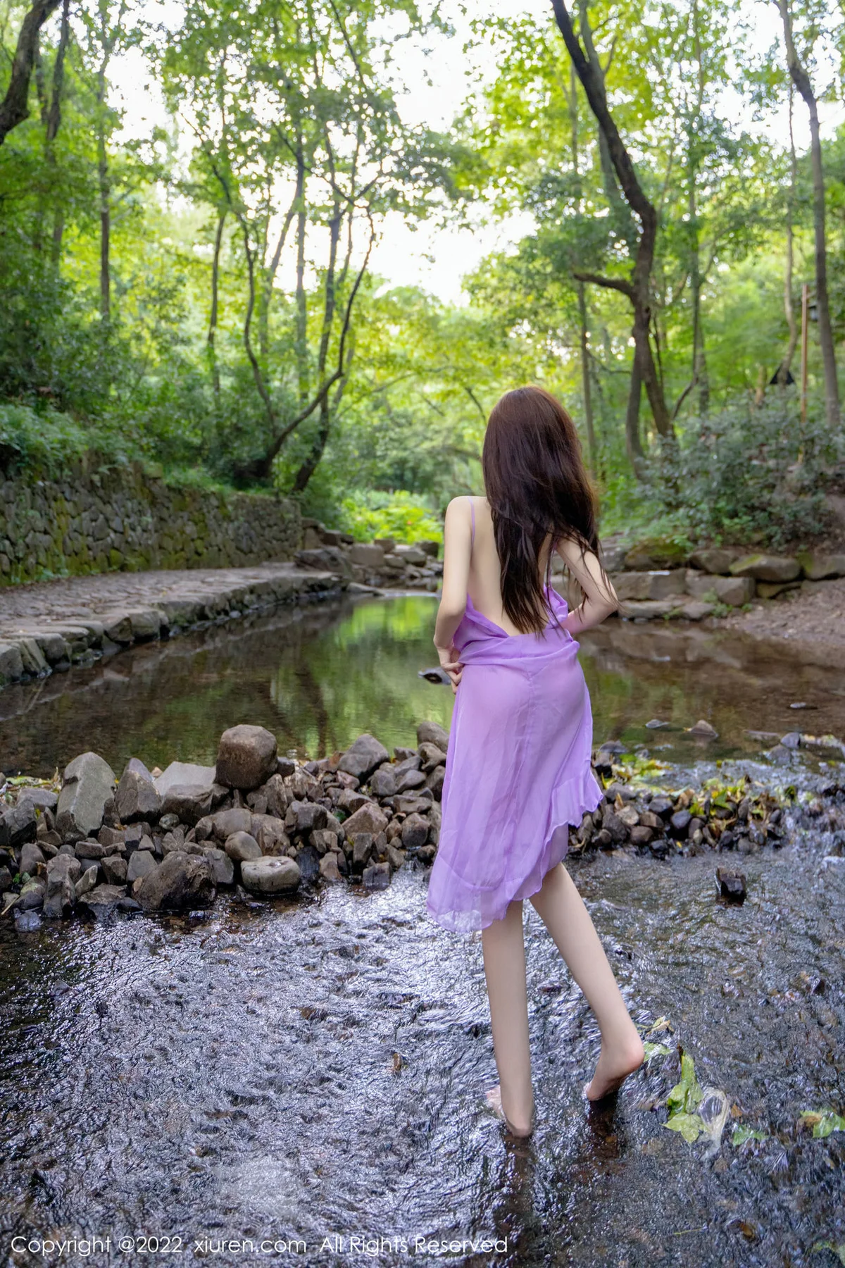 XiuRen 秀人 No.5690 婠婠么 吊带长裙户外拍摄性感写真 - 63