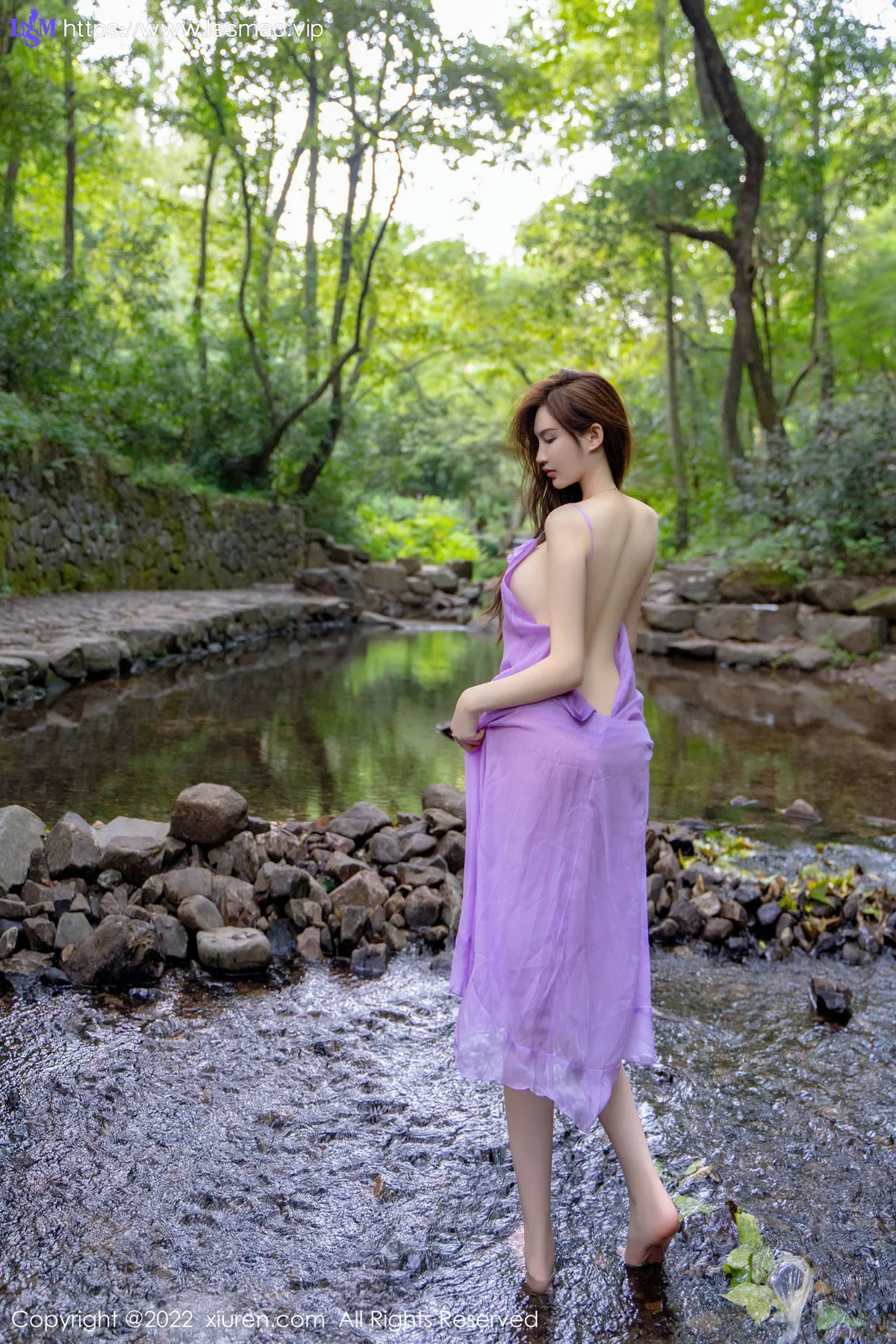 XiuRen 秀人 No.5690 婠婠么 吊带长裙户外拍摄性感写真 - 64