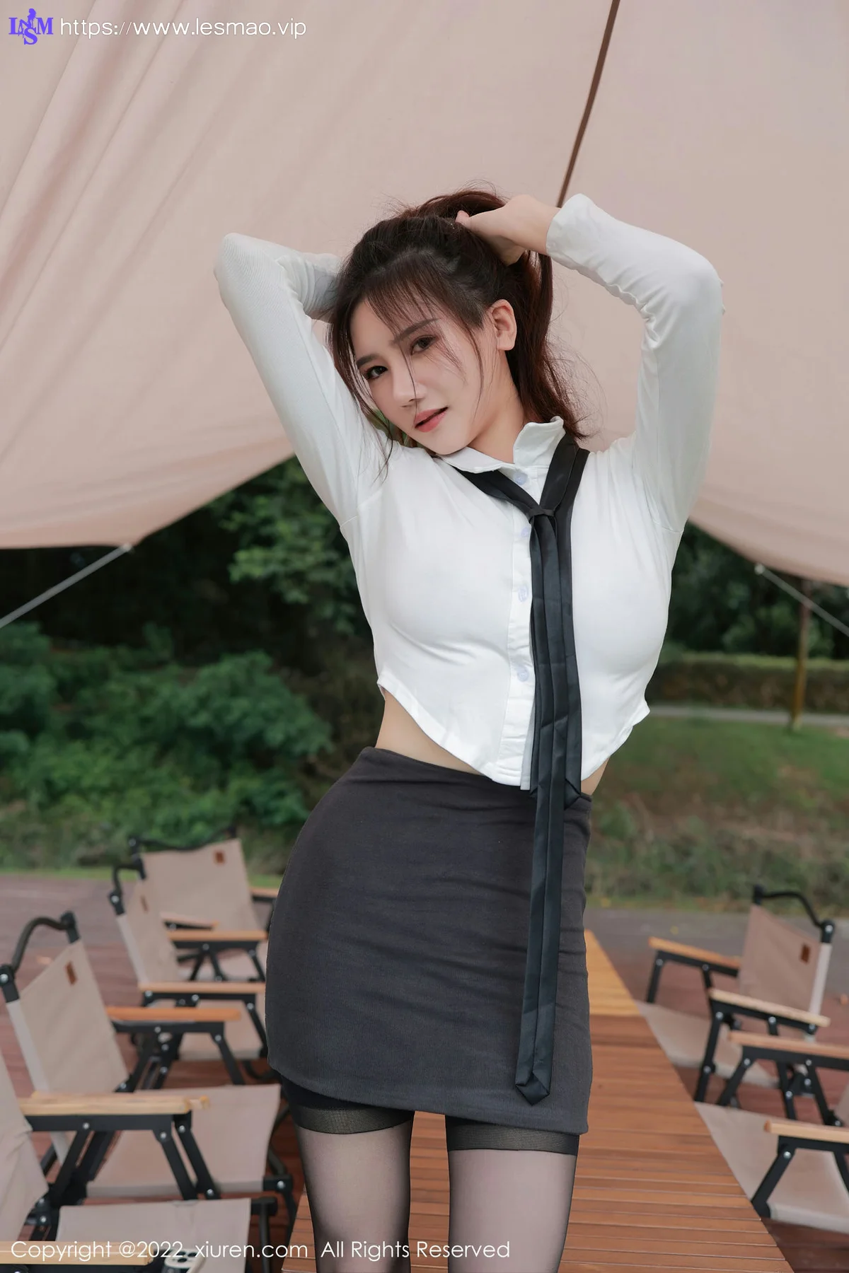 XiuRen 秀人 No.5703 古月小同学 深灰色短裙性感写真 - 11