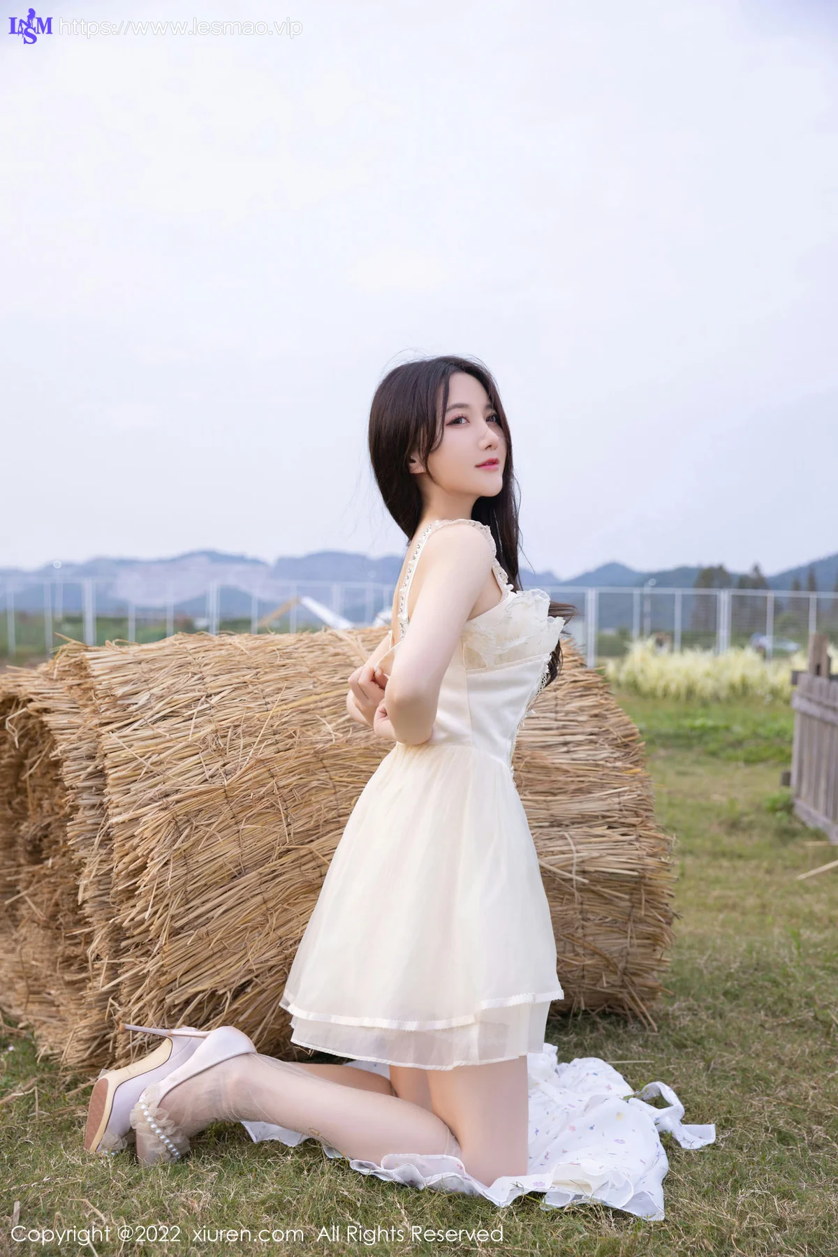 XiuRen 秀人 No.5715 鱼子酱Fish 白色网纱公主裙北京-杭州旅拍1 - 45