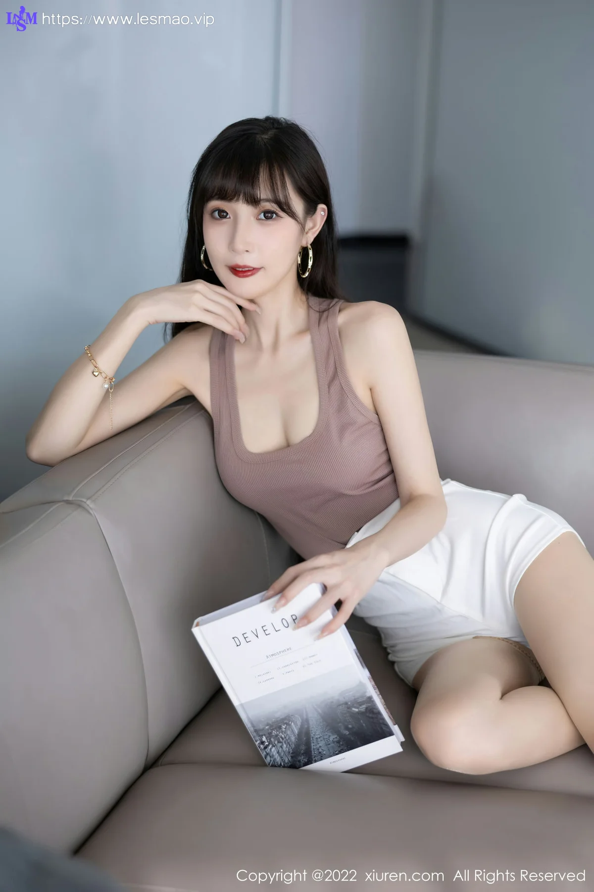 XiuRen 秀人 No.5724 林星阑 高开叉服饰性感写真11 - 19