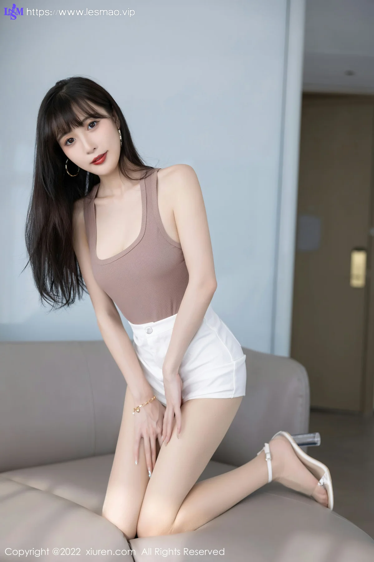 XiuRen 秀人 No.5724 林星阑 高开叉服饰性感写真11 - 31