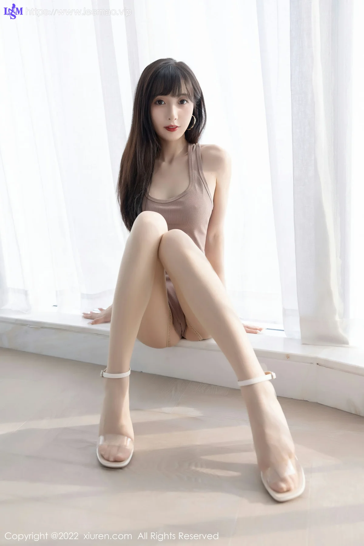 XiuRen 秀人 No.5724 林星阑 高开叉服饰性感写真11 - 56