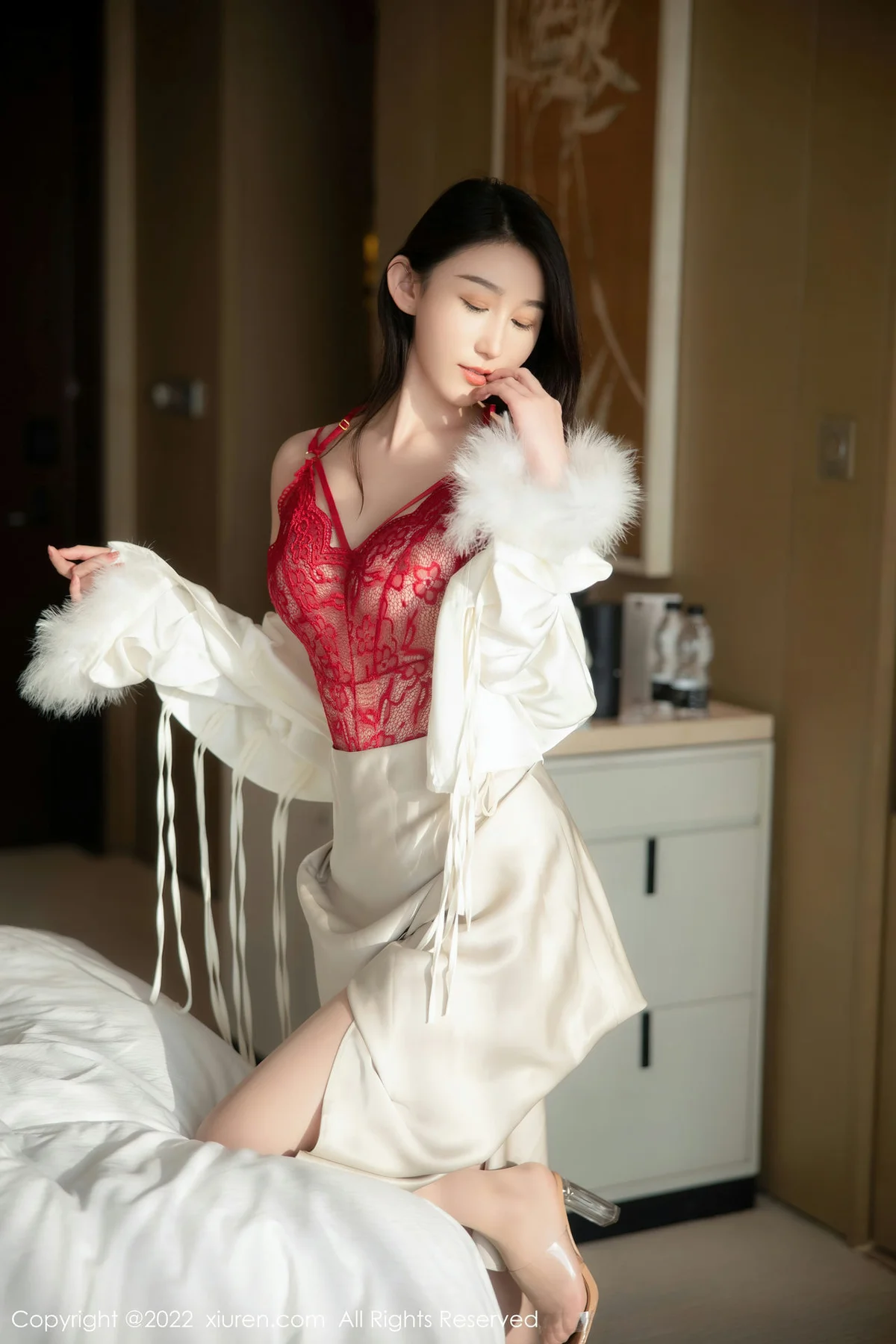 XiuRen 秀人 No.5734 薇薇酱 红色蕾丝内衣第二套写真 - 38