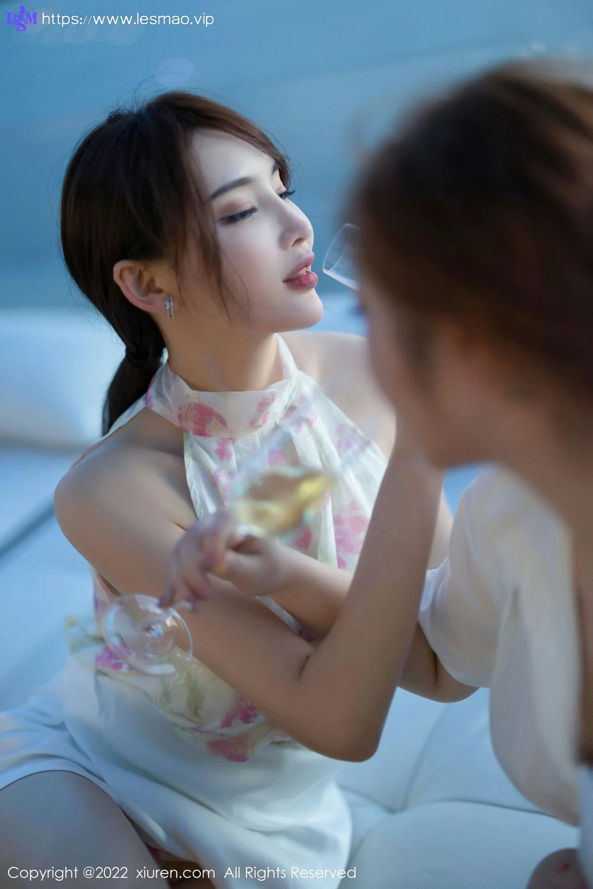 XiuRen 秀人 No.5743  奶瓶土肥圆矮挫丑黑穷和妲己_Toxic 游艇拍摄模特合集111 - 12
