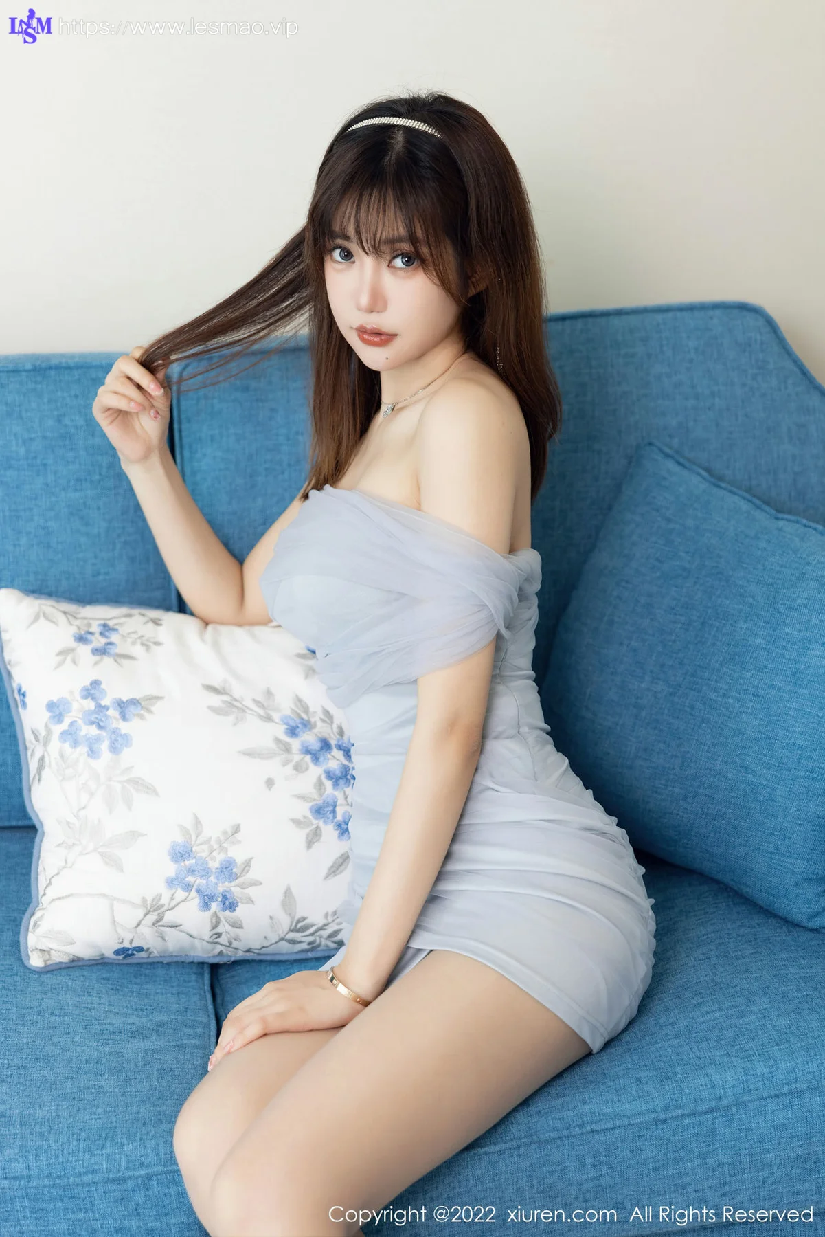 XiuRen 秀人 No.5744  绮里嘉ula 露肩连衣短裙性感写真1 - 15