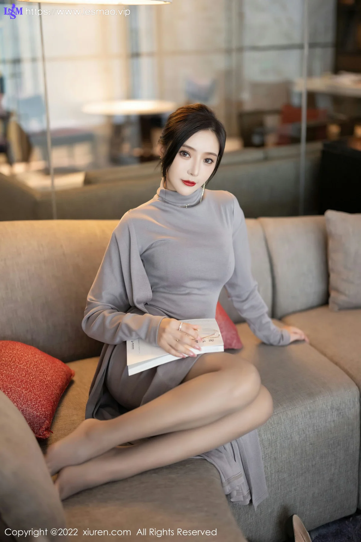XiuRen 秀人 No.5745  王馨瑶yanni 主题《女学者的反转》写真1 - 19