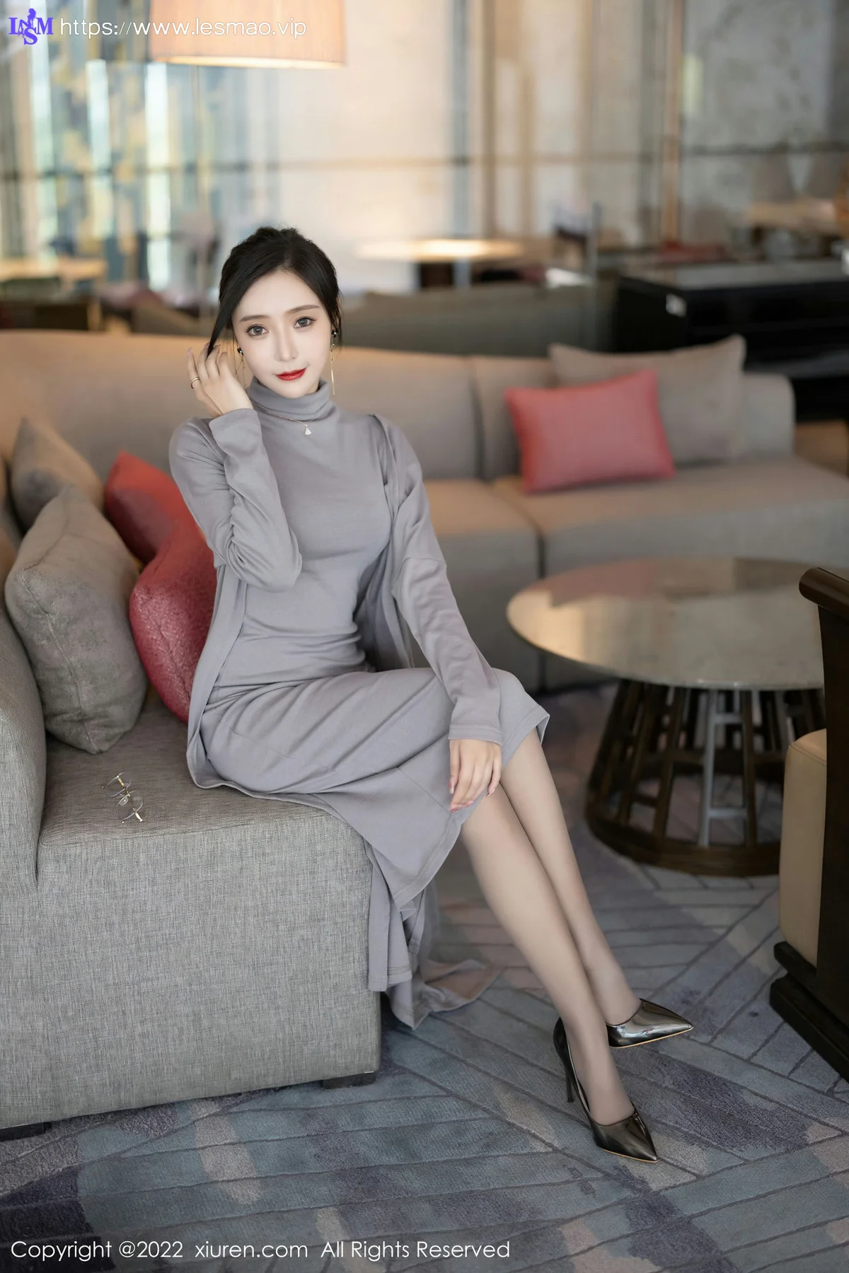 XiuRen 秀人 No.5745  王馨瑶yanni 主题《女学者的反转》写真1 - 22