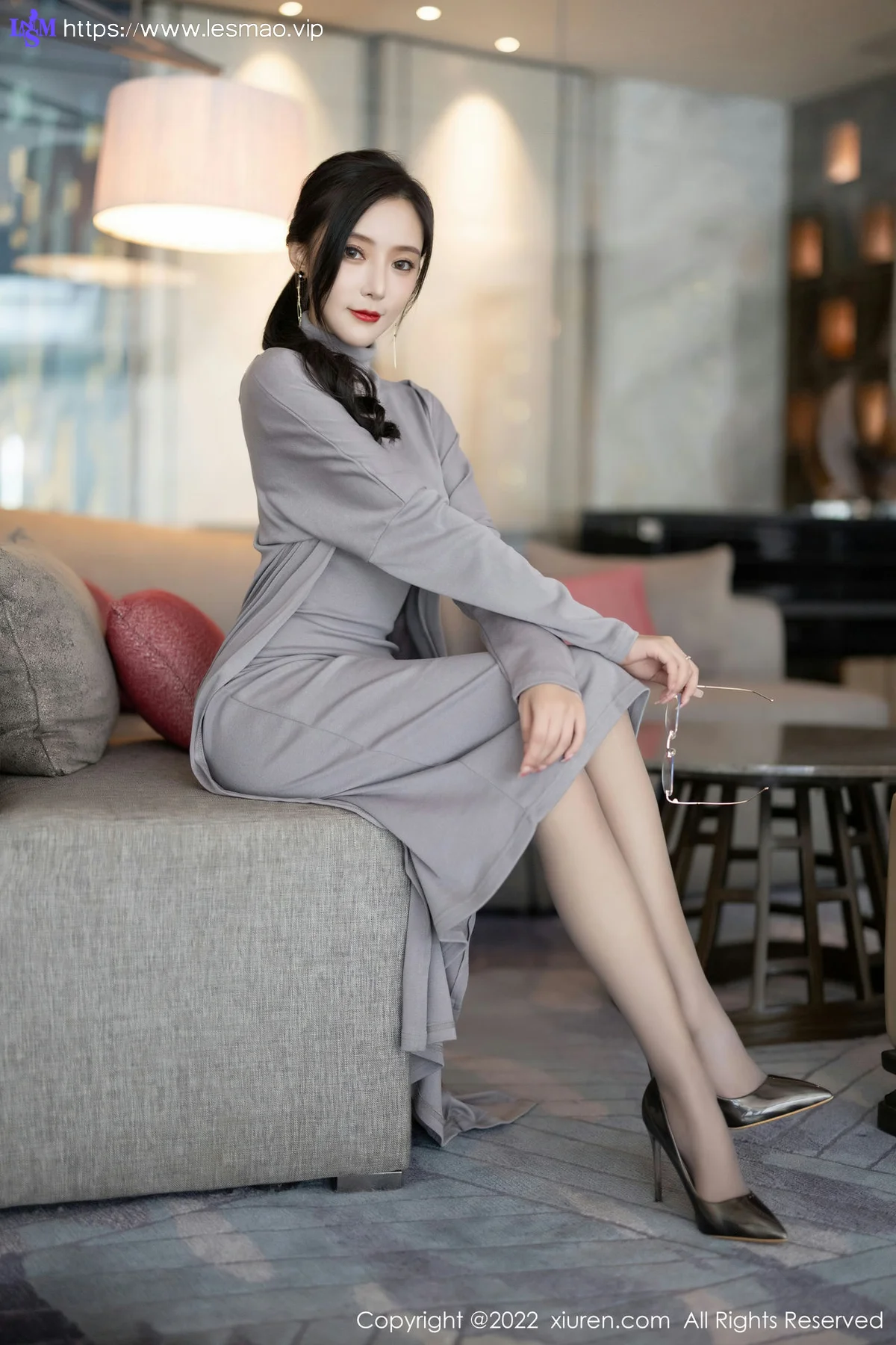 XiuRen 秀人 No.5745  王馨瑶yanni 主题《女学者的反转》写真1 - 23
