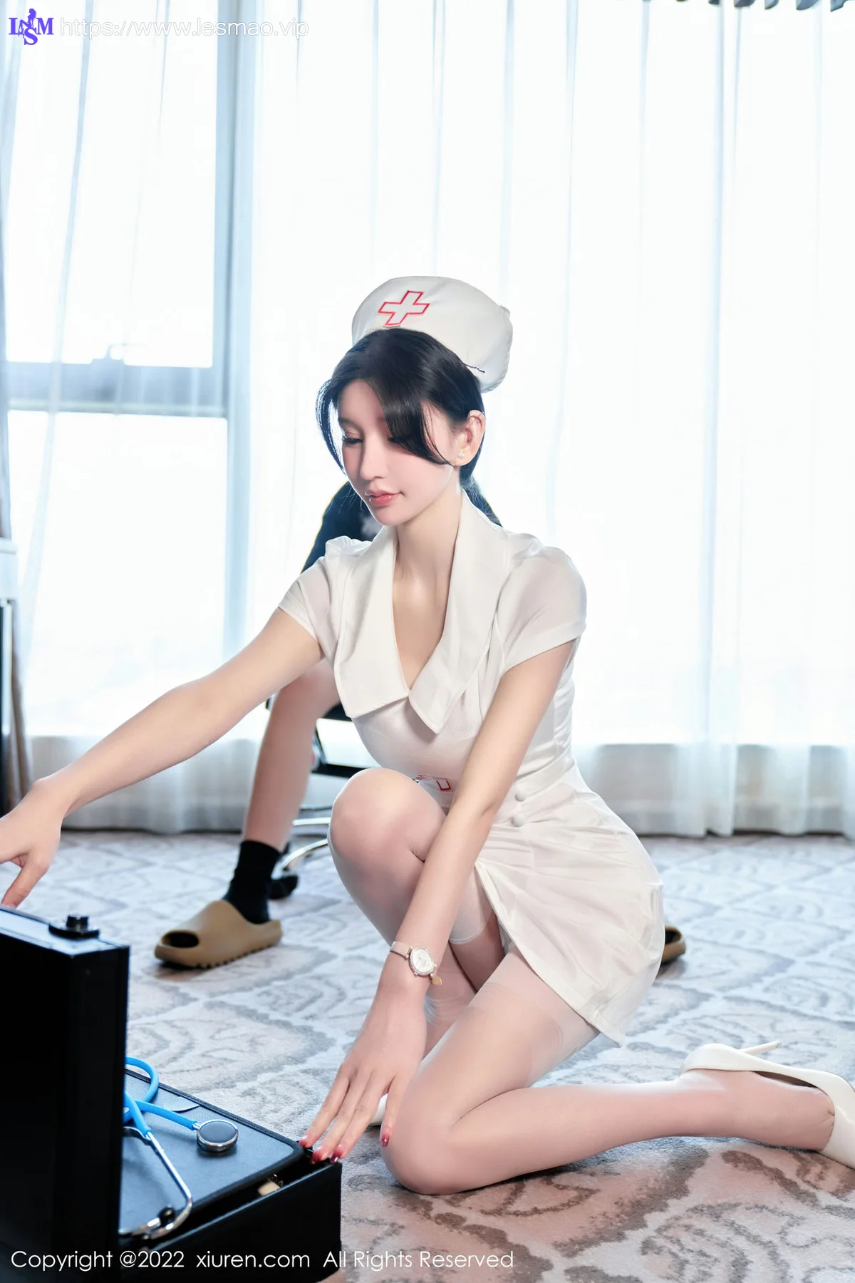XiuRen 秀人 No.5746  周于希Sally 角色扮演贴身护士成都珠海心愿旅拍 - 15